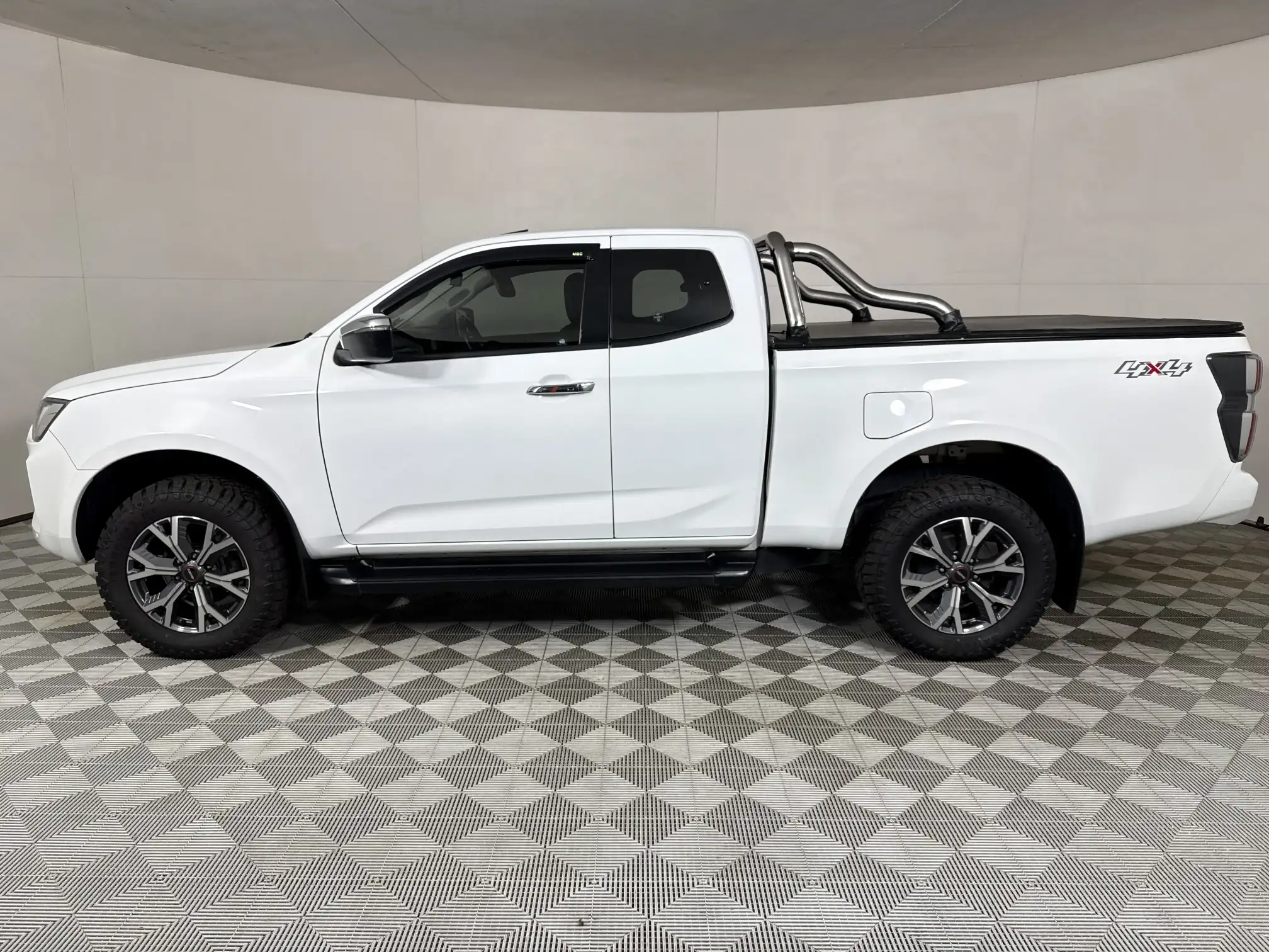 Isuzu D-MAX