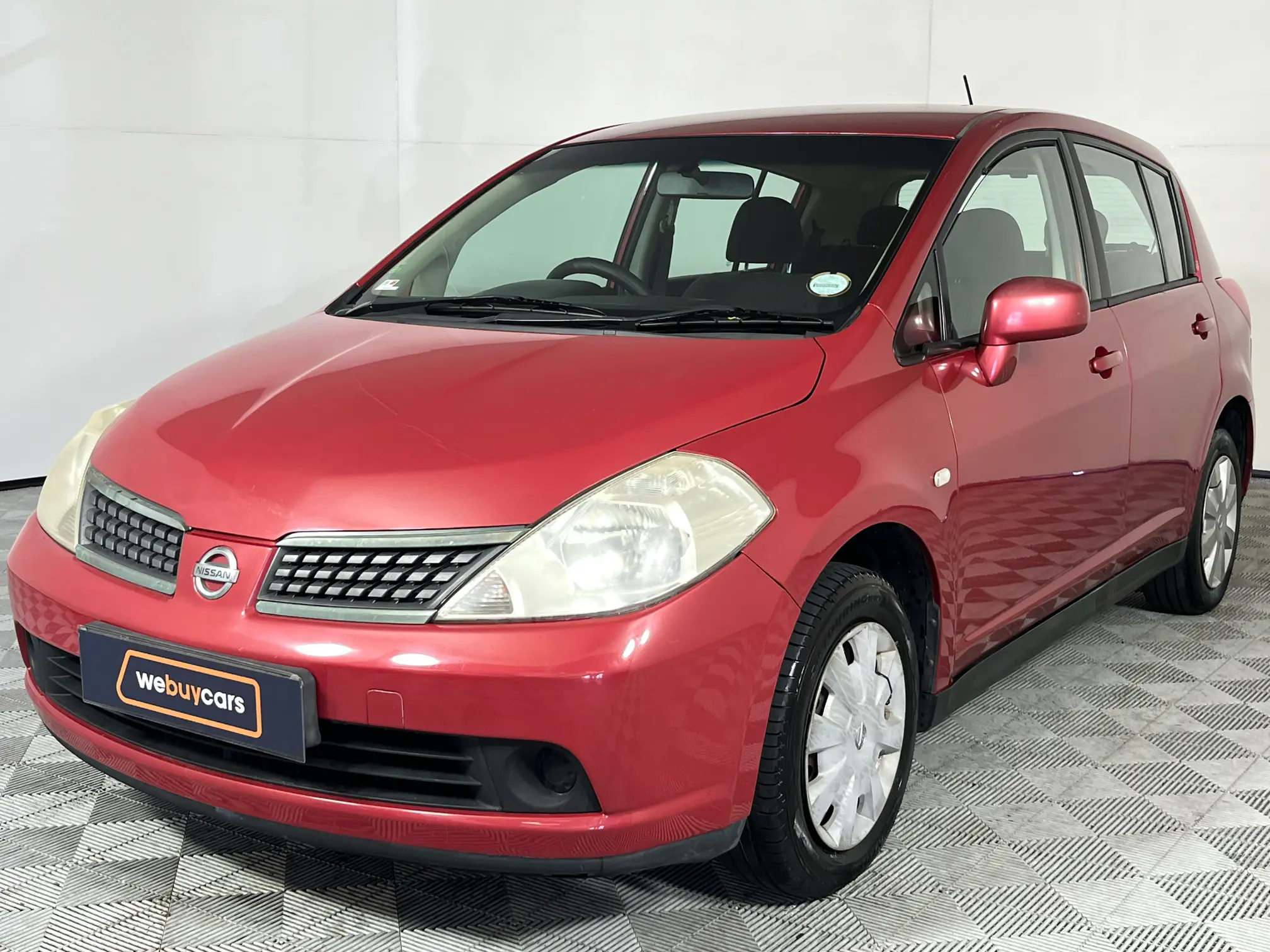 2007 Nissan Tiida 1.6 Visia + 5-Door (H35)