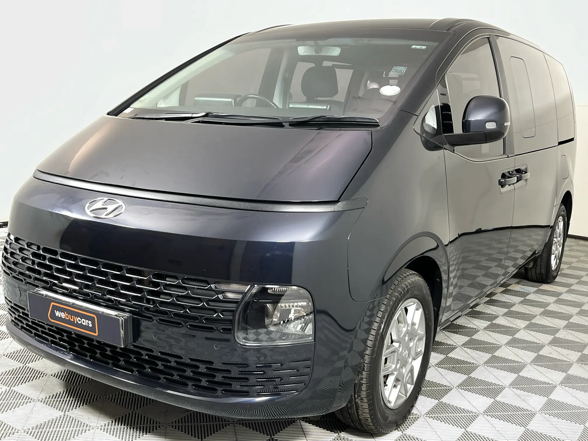 2022 Hyundai Staria 2.2d Multicab Auto (5 Seat)