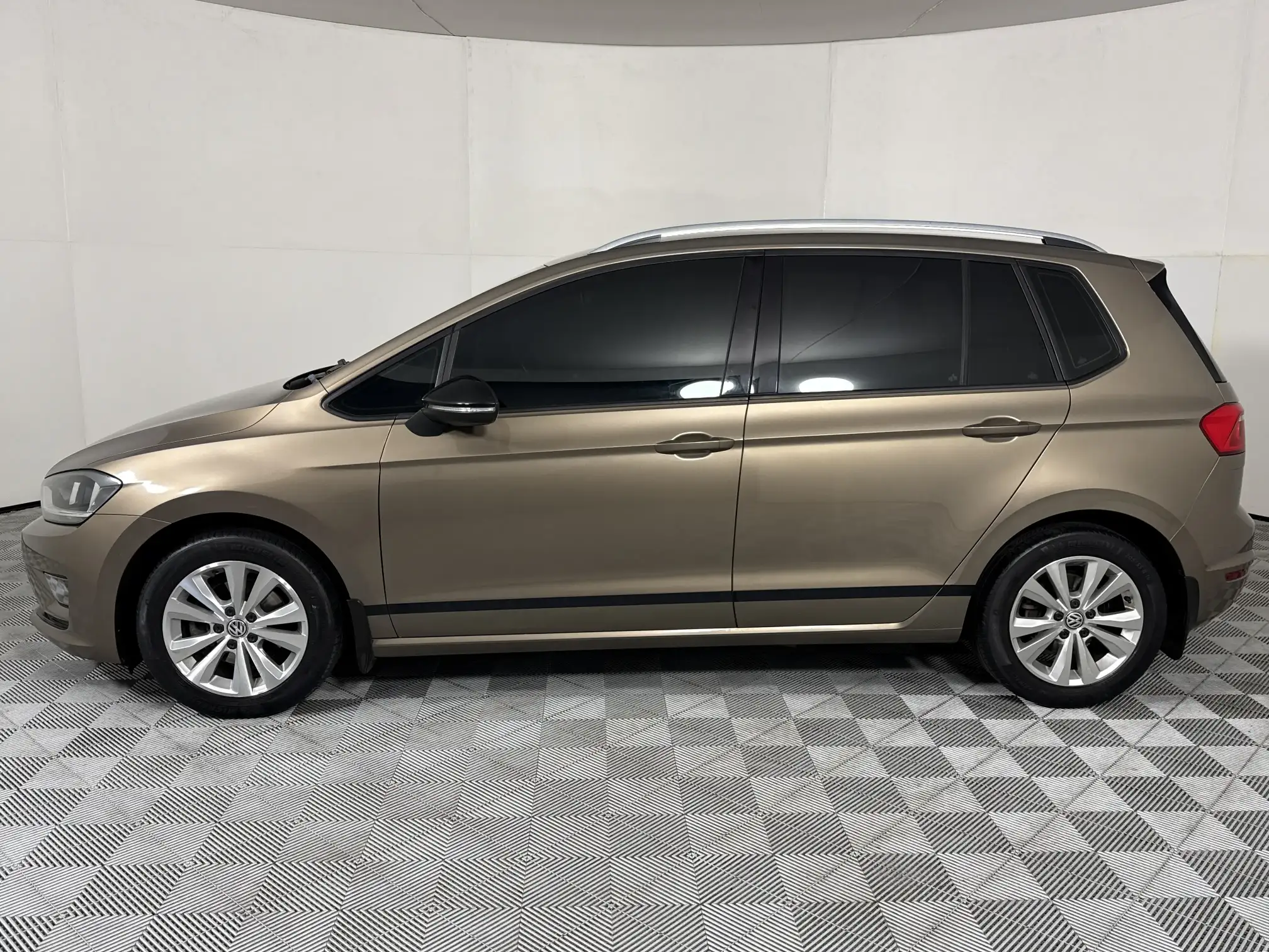 Volkswagen Golf SV