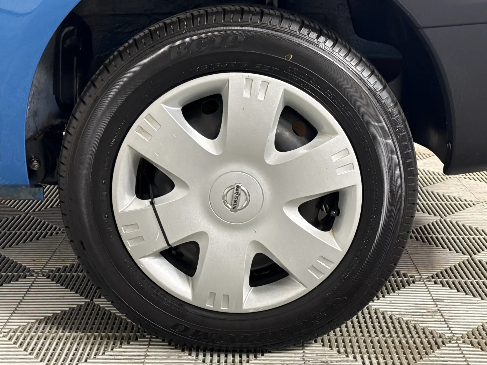 Nissan NP200
