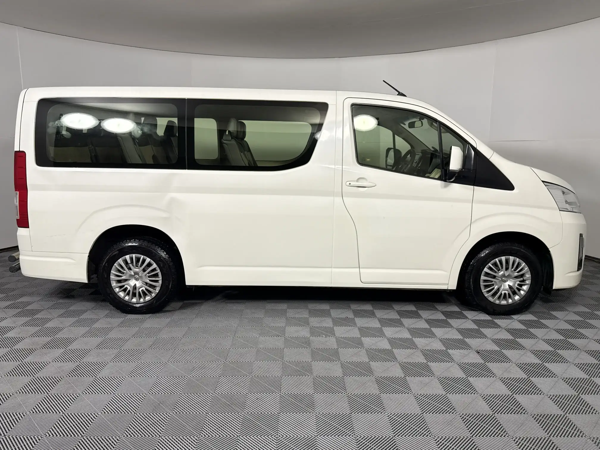 Toyota Quantum