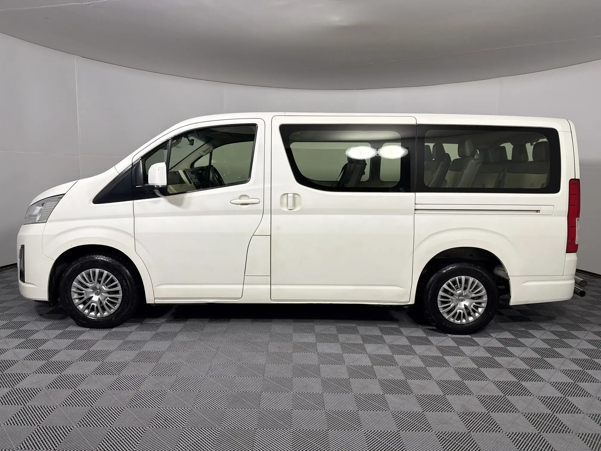 Toyota Quantum
