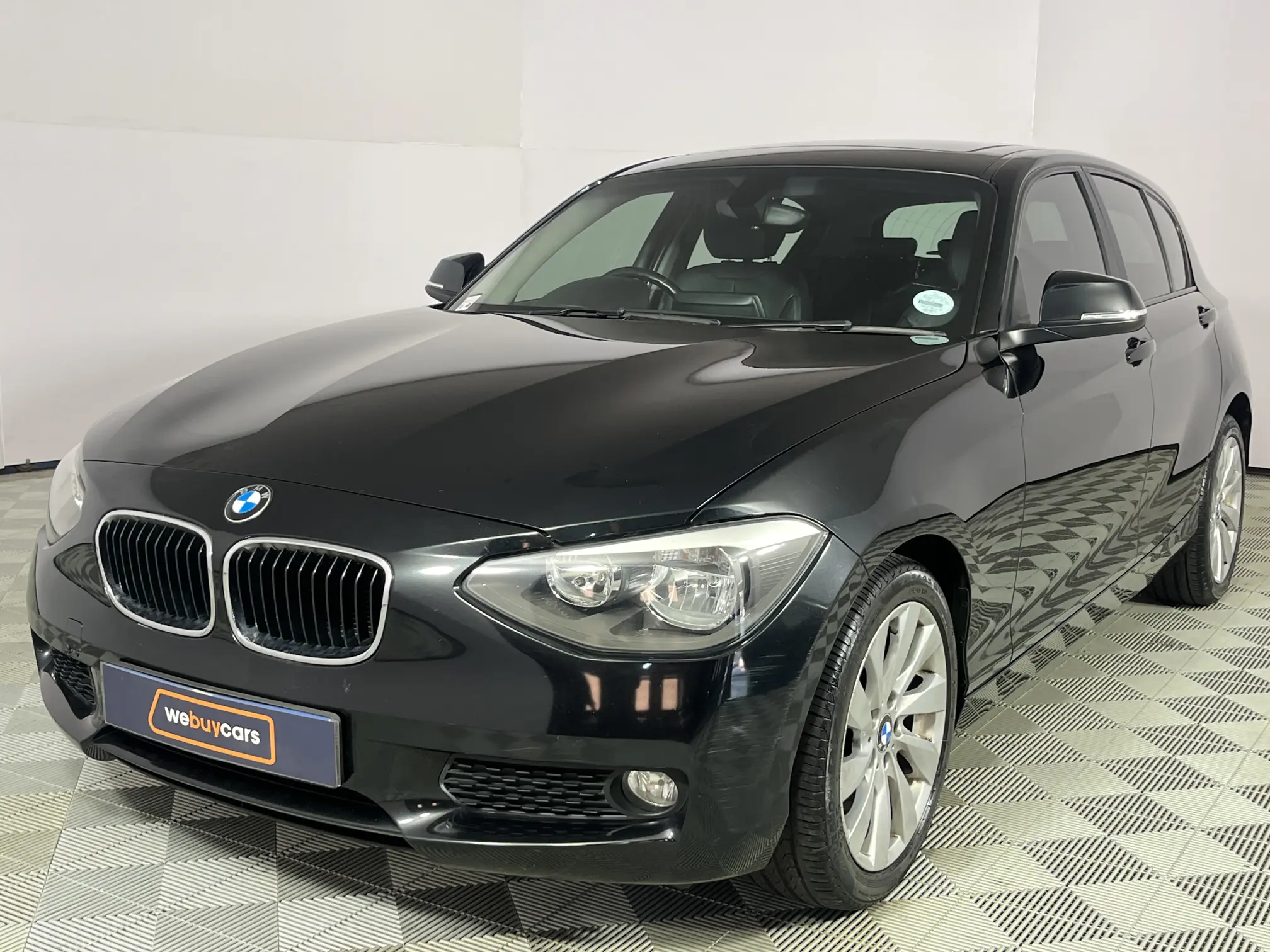 2012 BMW 1 Series 116i 5-Door (F20)