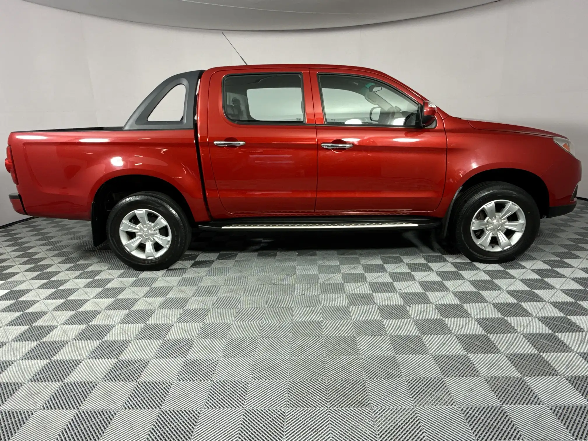 JAC T6