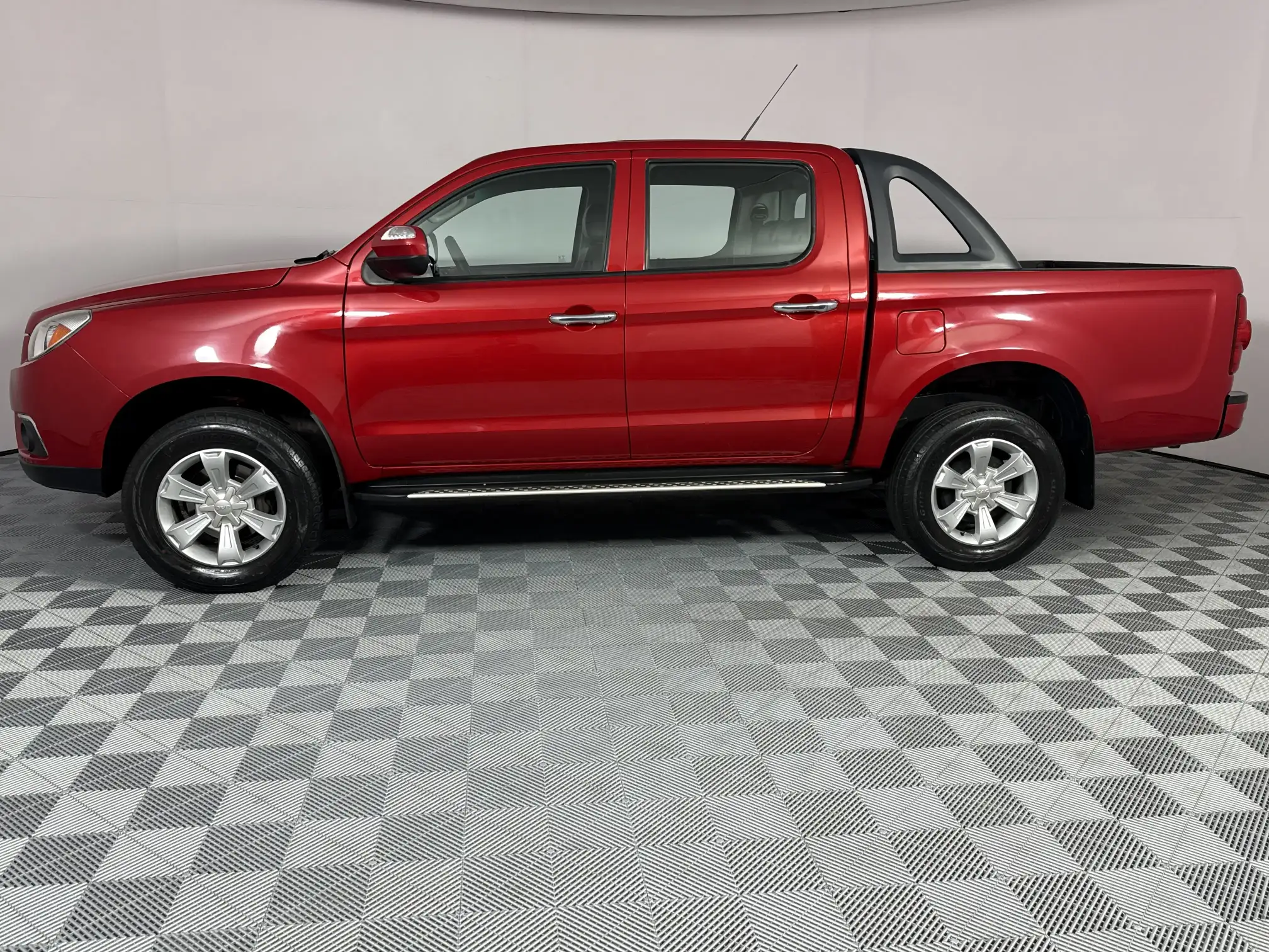 JAC T6