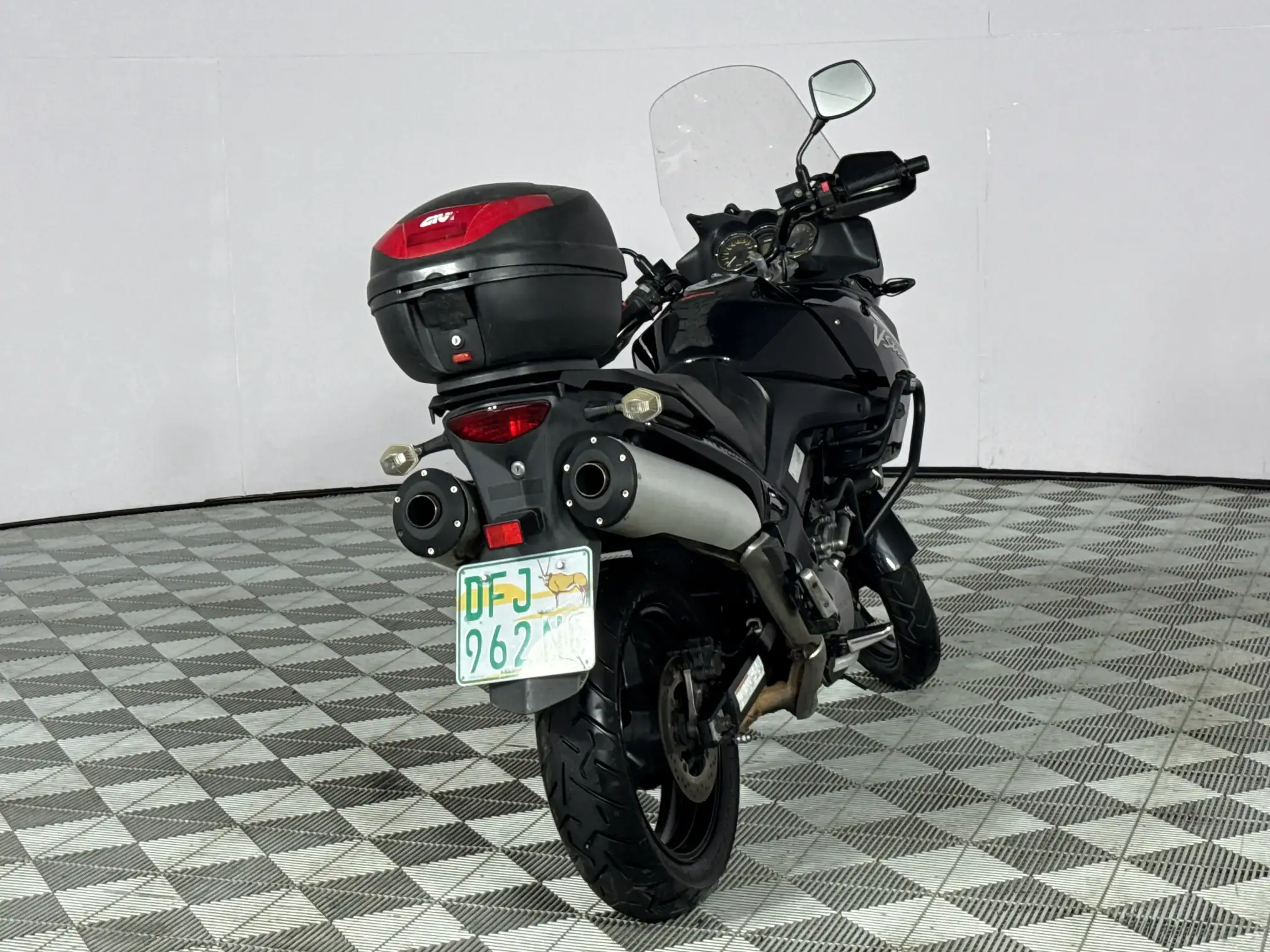 Suzuki DL