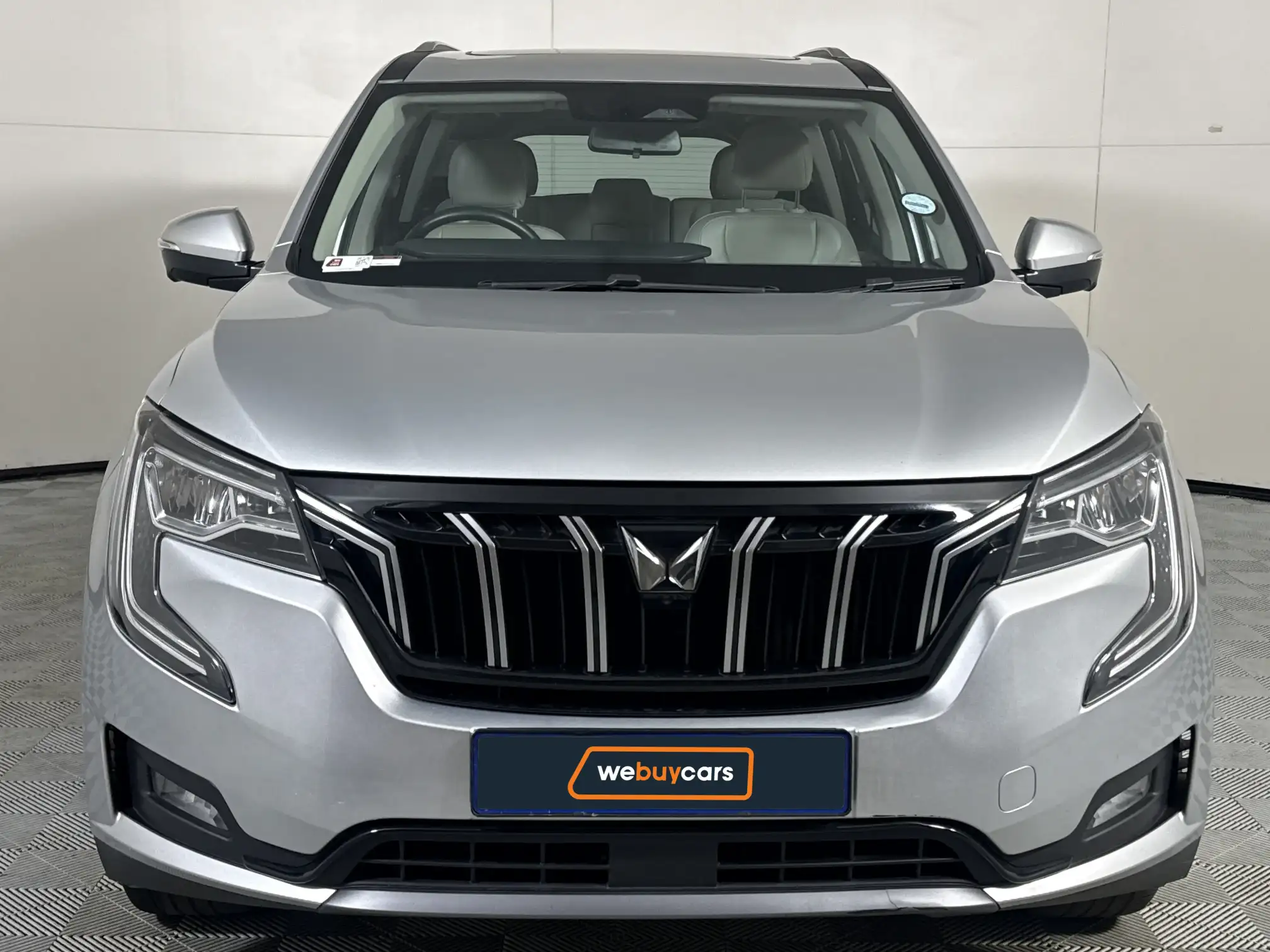 Mahindra XUV 700