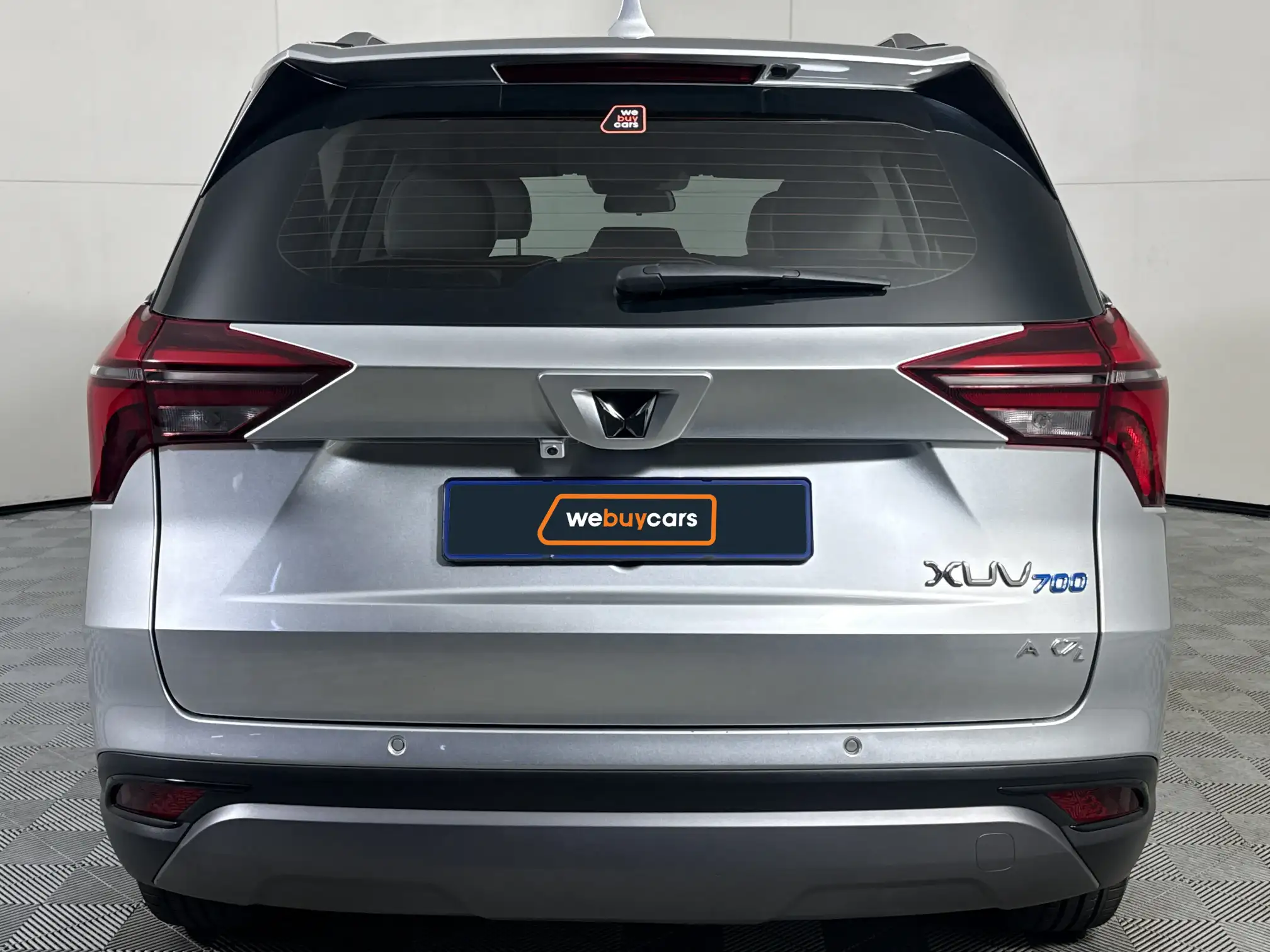 Mahindra XUV 700