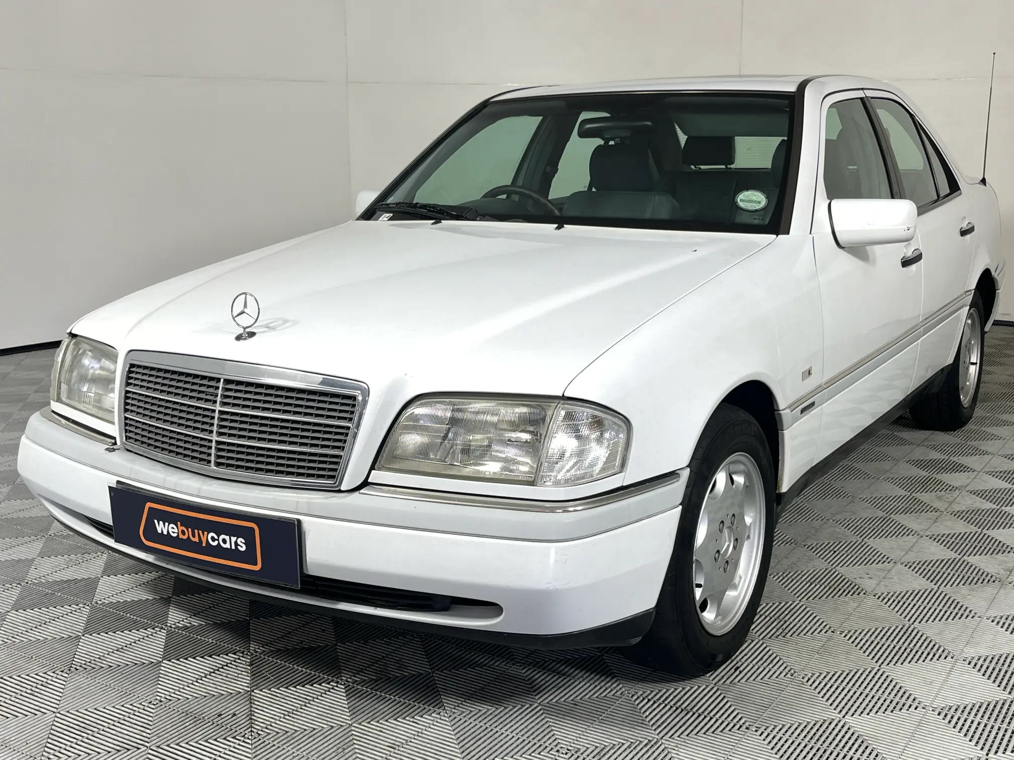 1996 Mercedes-Benz C Class Sedan C220 Elegance