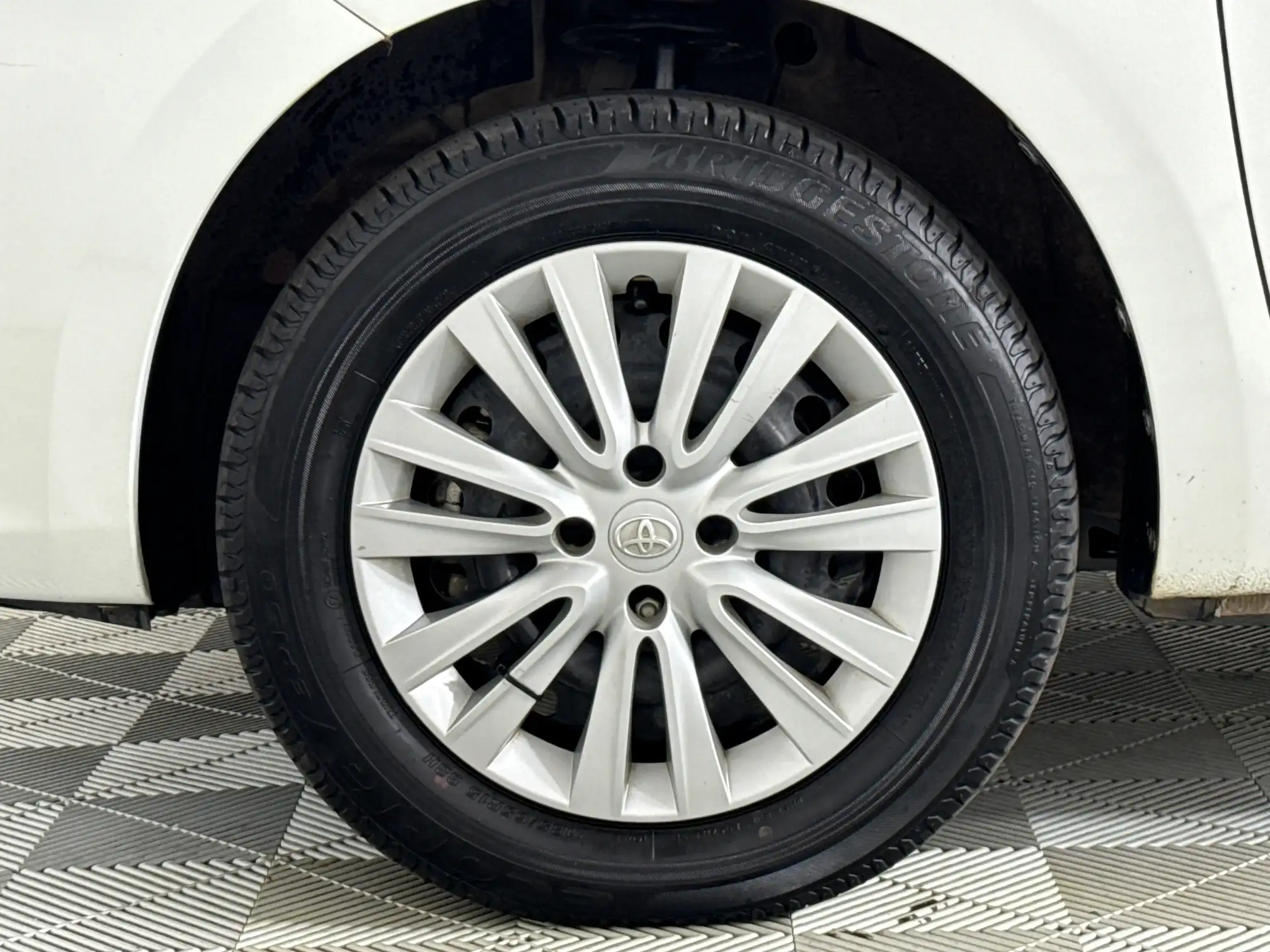 Toyota Rumion