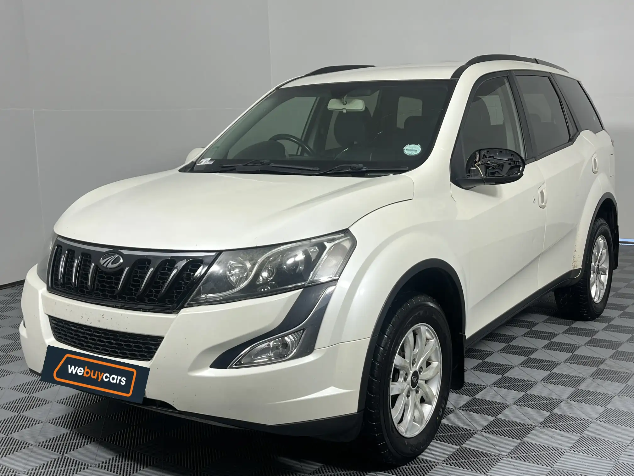 2018 Mahindra XUV