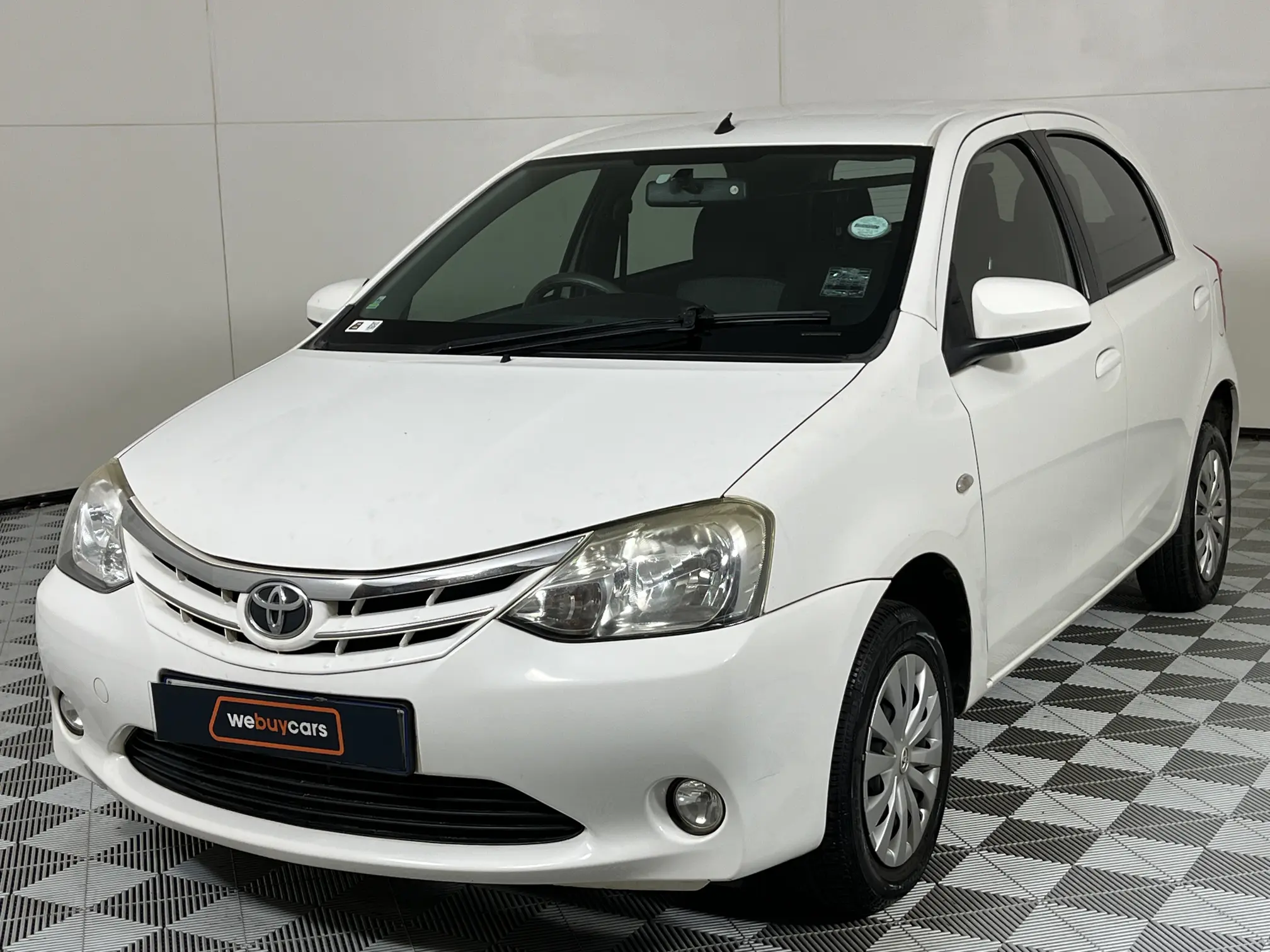 2013 Toyota Etios 1.5 XI 5-Door