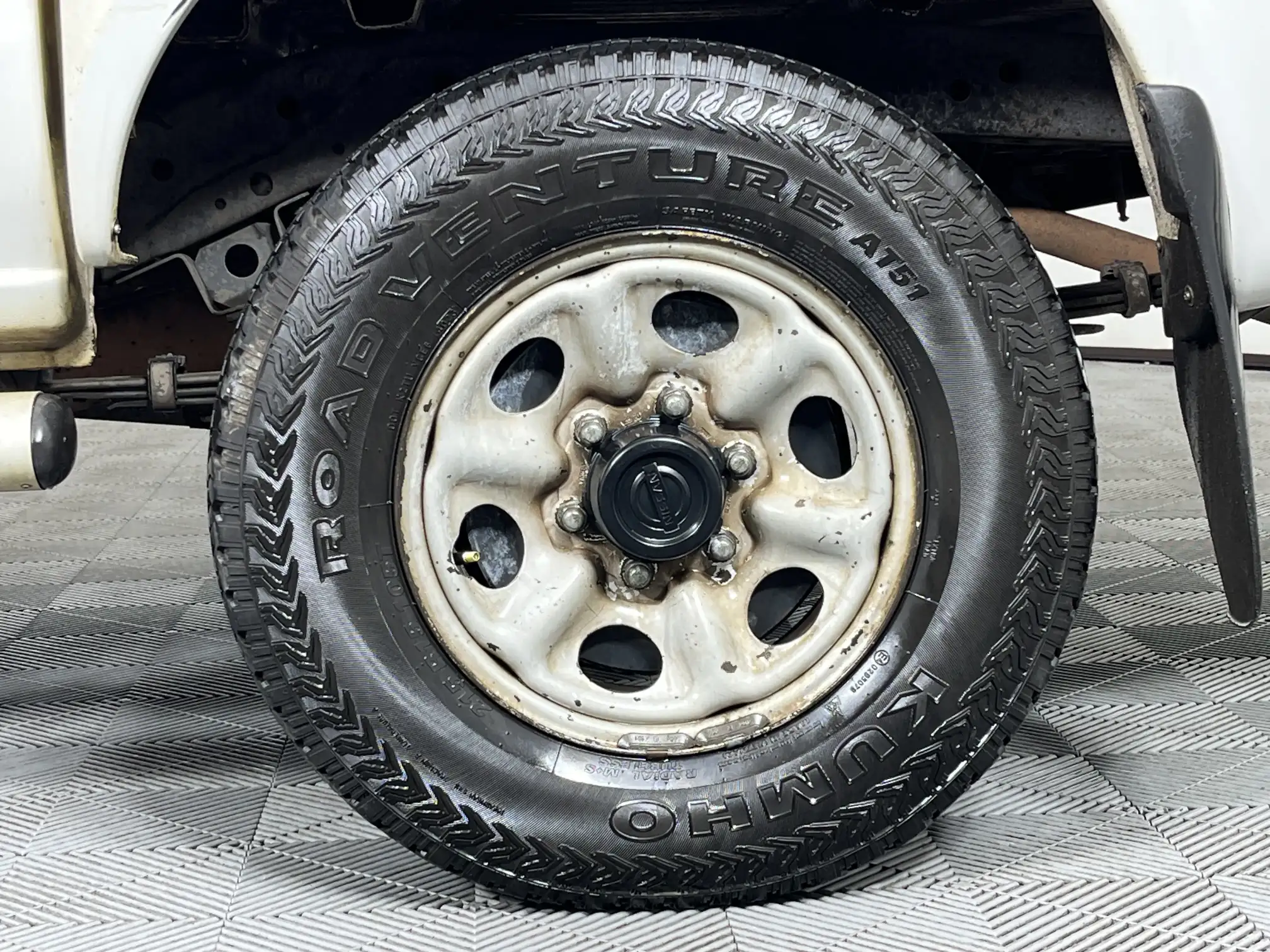 Nissan Hardbody