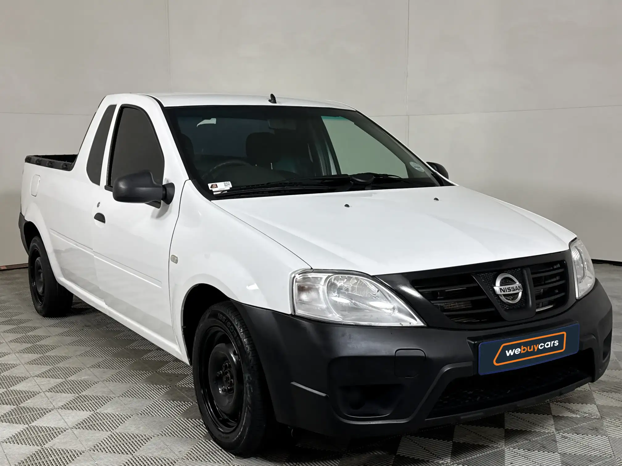 Nissan NP200