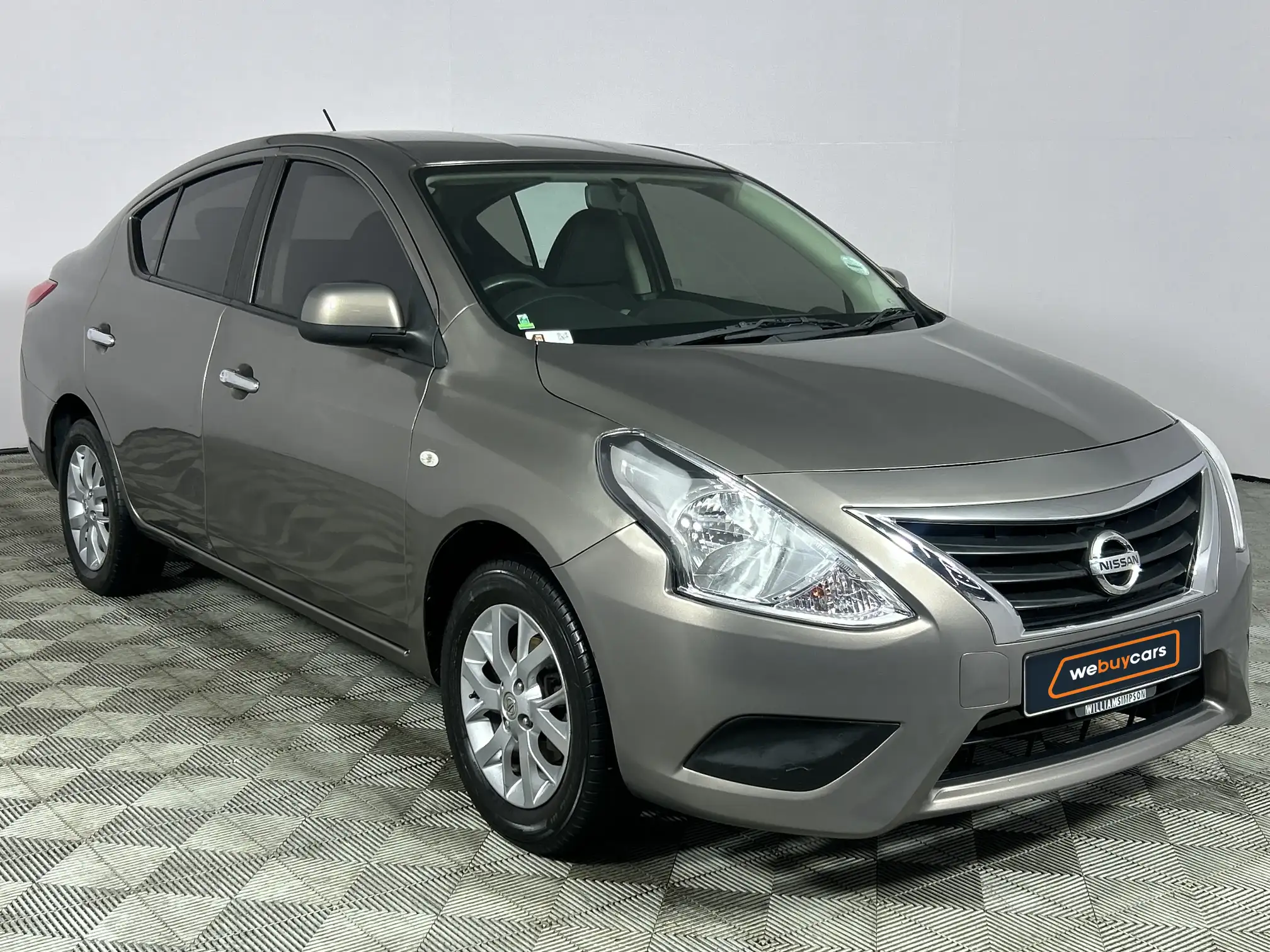 Nissan Almera