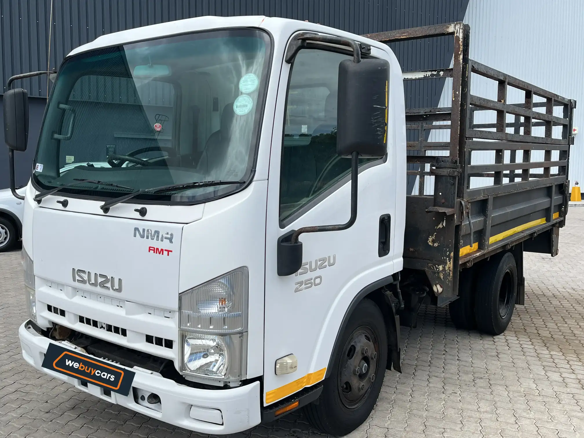 2016 Isuzu NMR