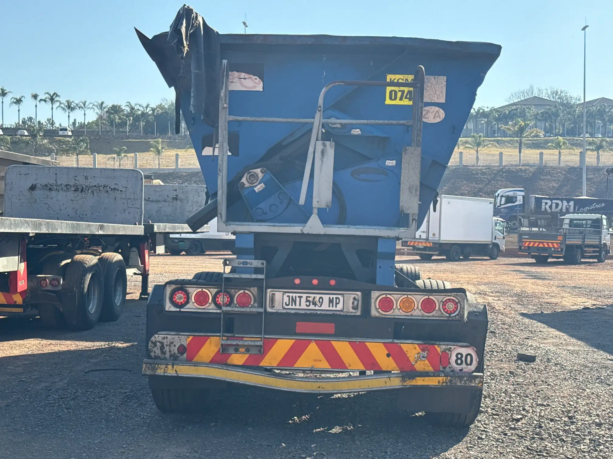 SA Truck Bodies side tipper