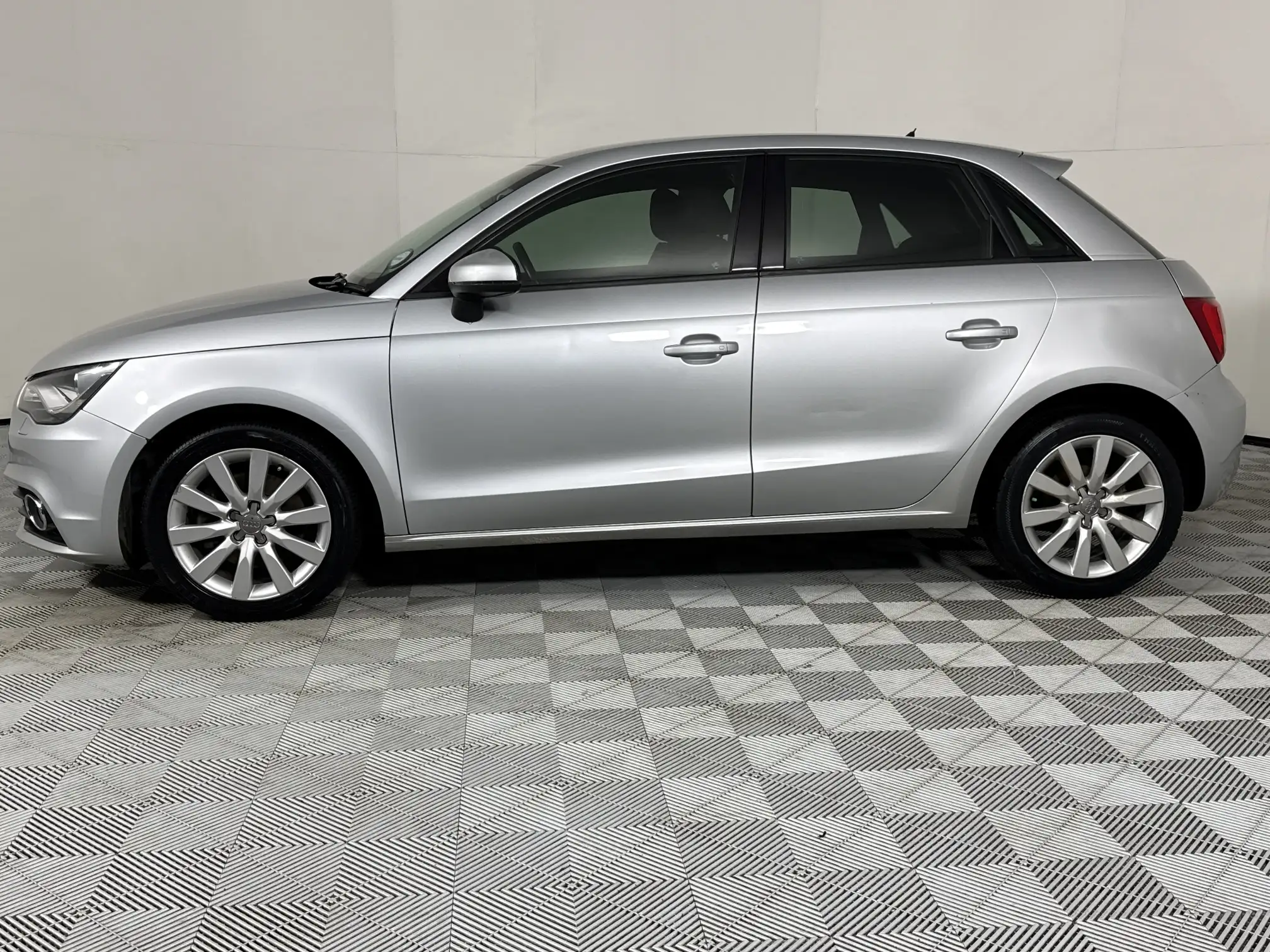 Audi A1