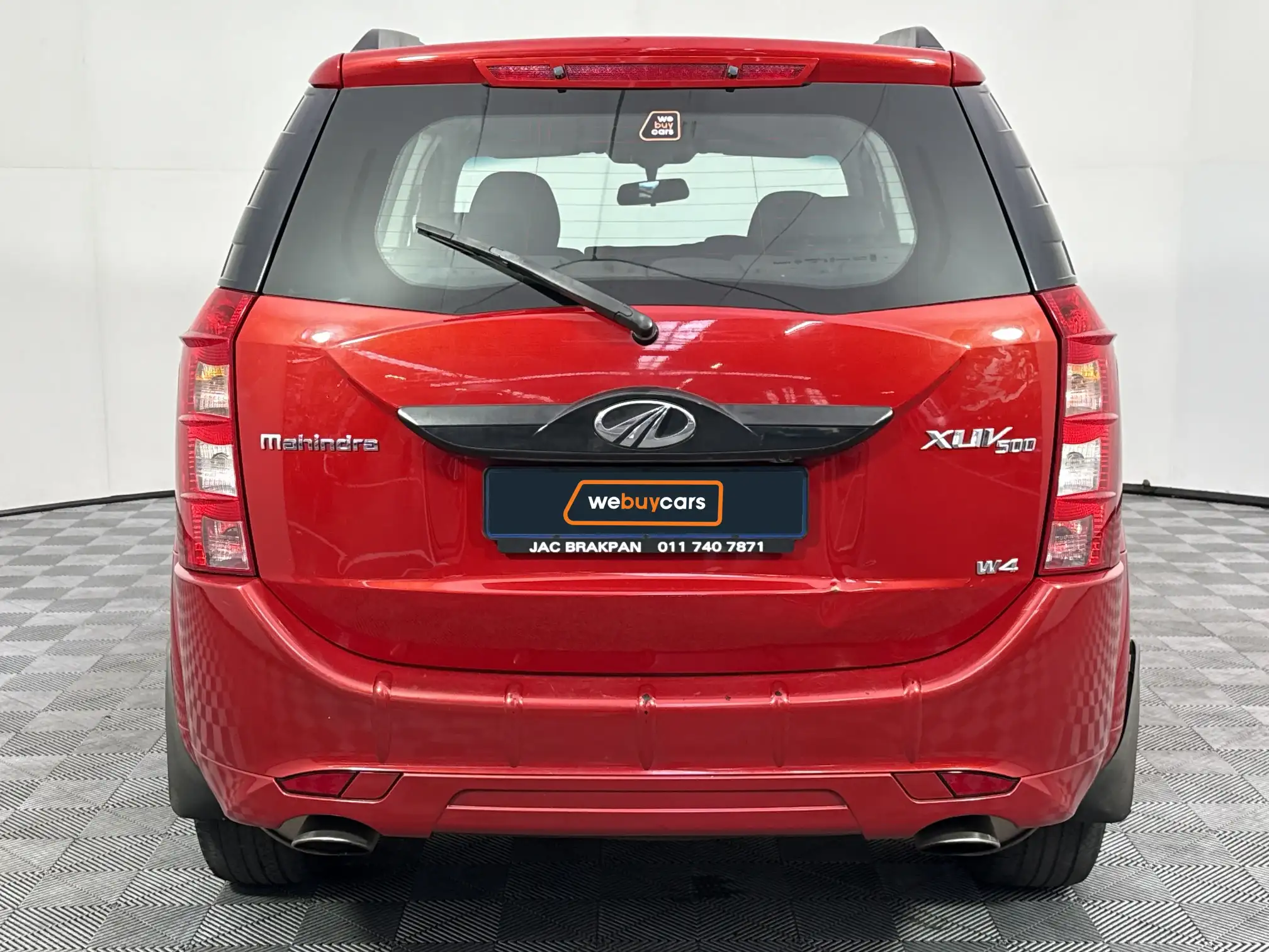 Mahindra XUV