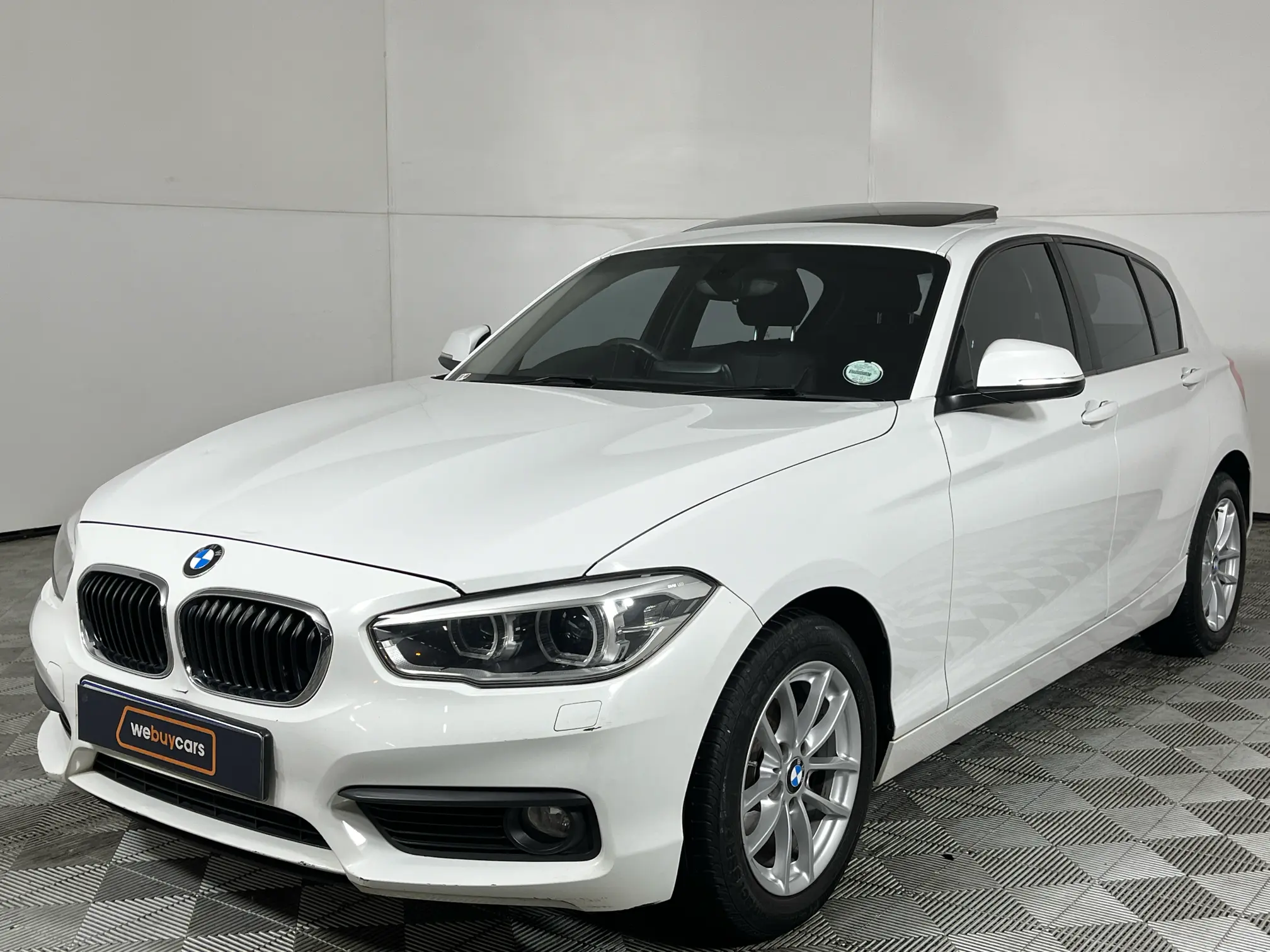 2015 BMW 1 Series 118i 5-Door Auto (F20)