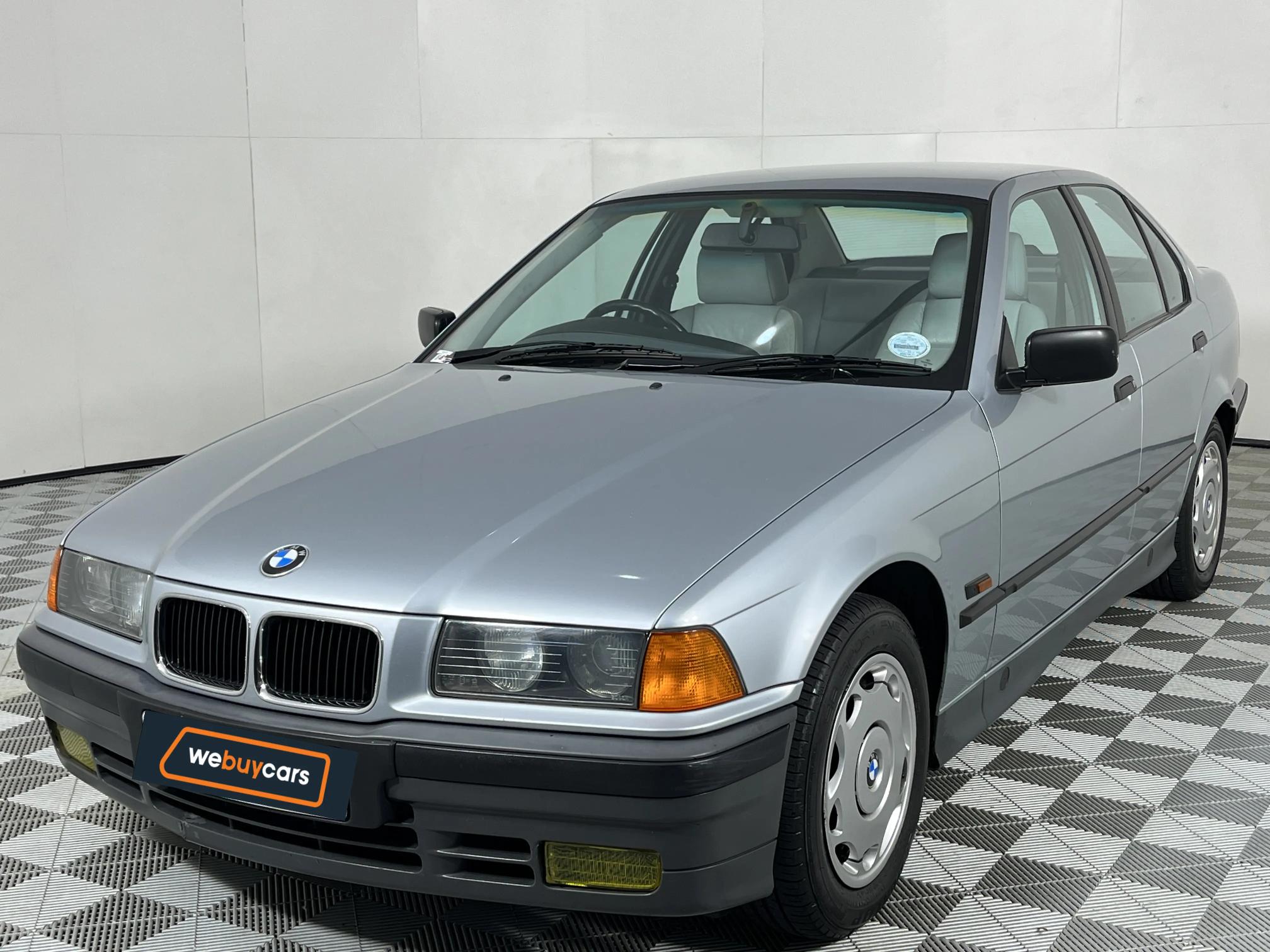 BMW 318i (E36) Auto