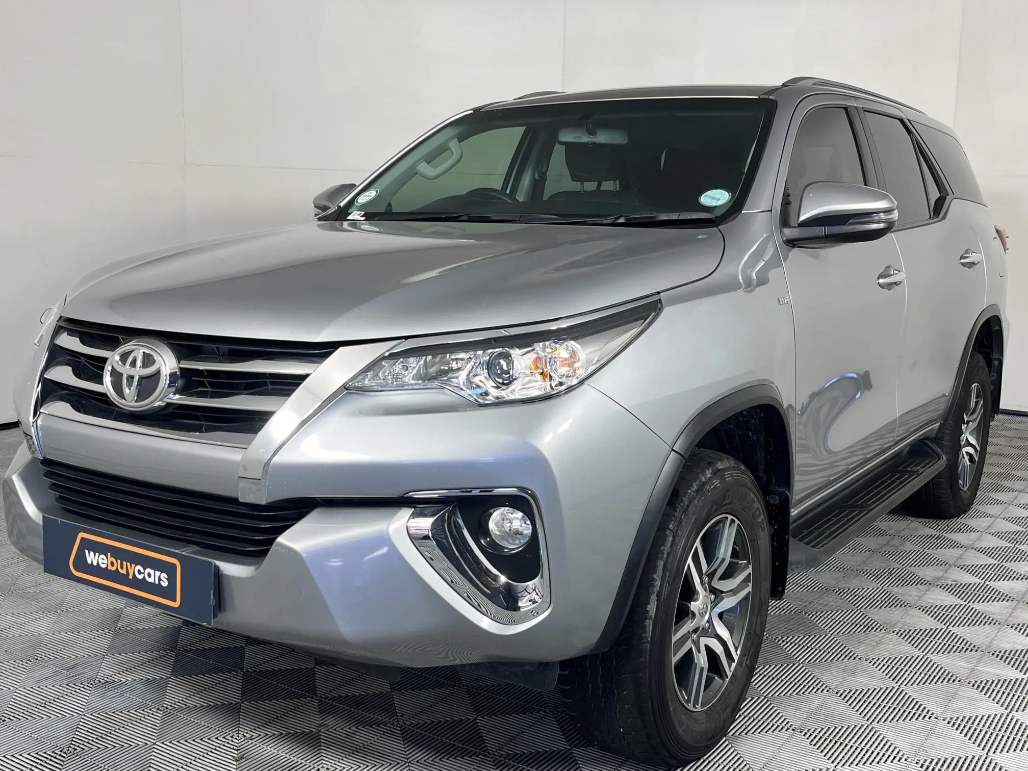 Toyota Fortuner IV 2.7 VVTi Raised Body 2X4 Auto