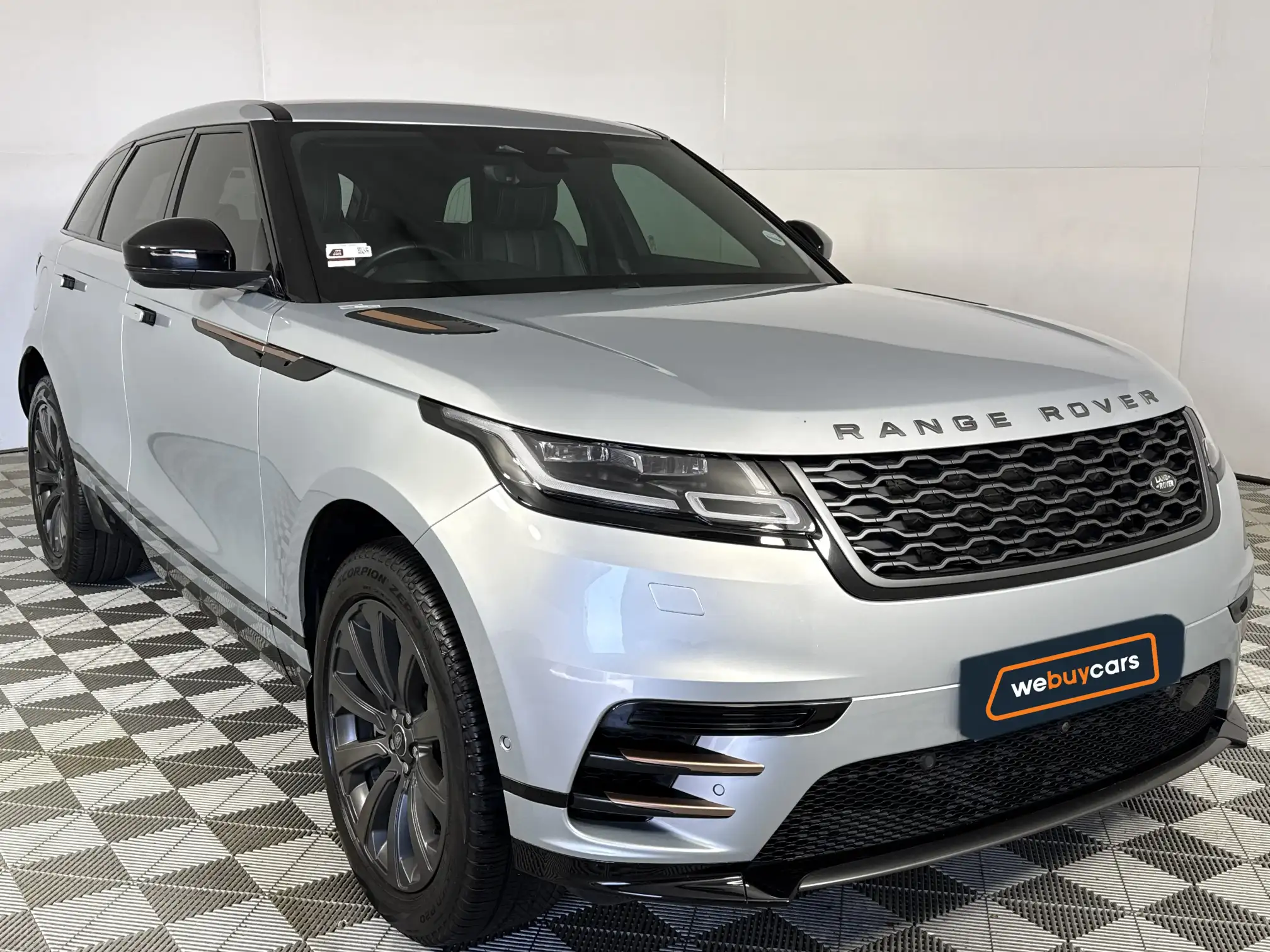 Land Rover Velar