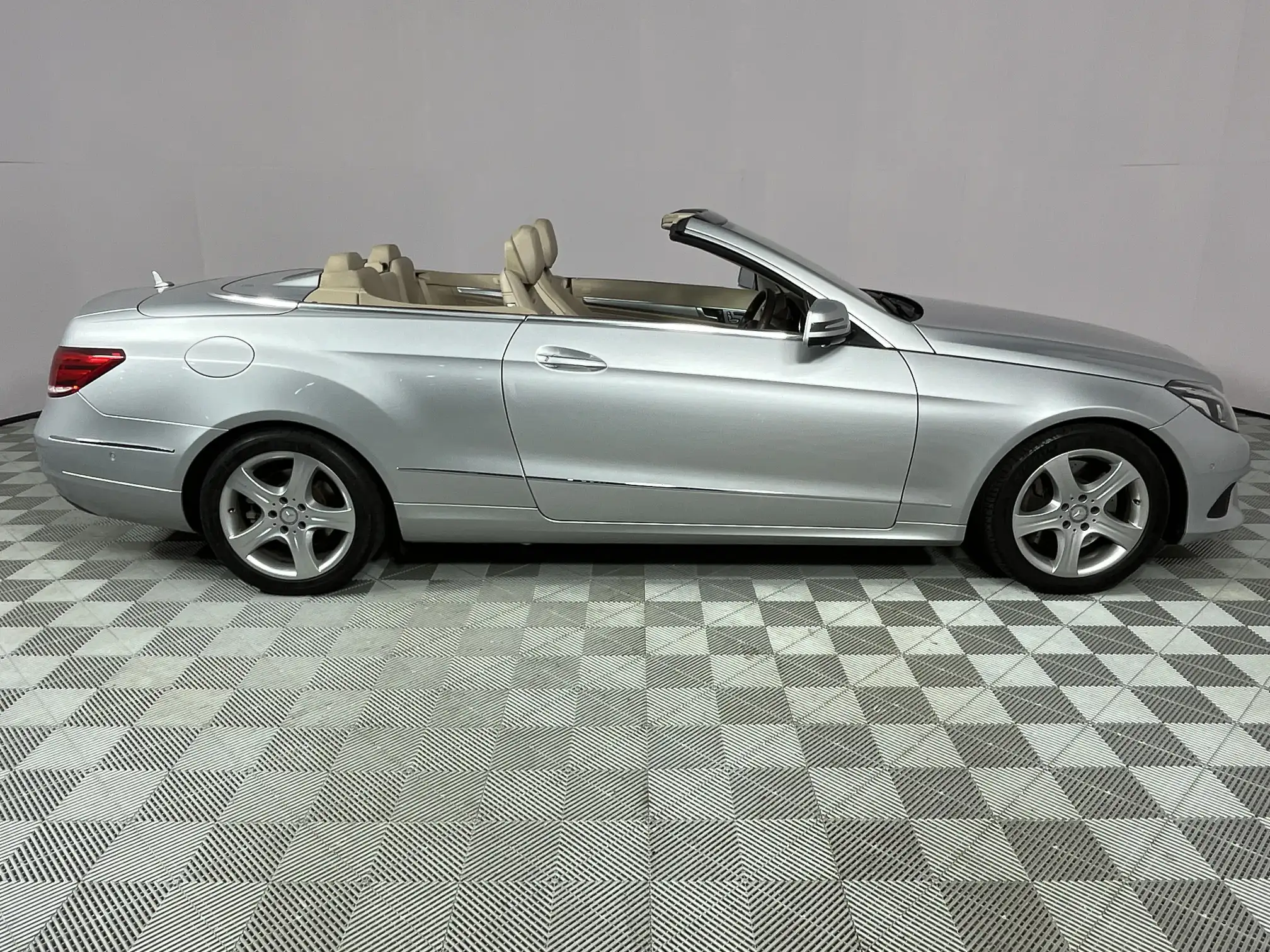 Mercedes-Benz E Class Cabriolet