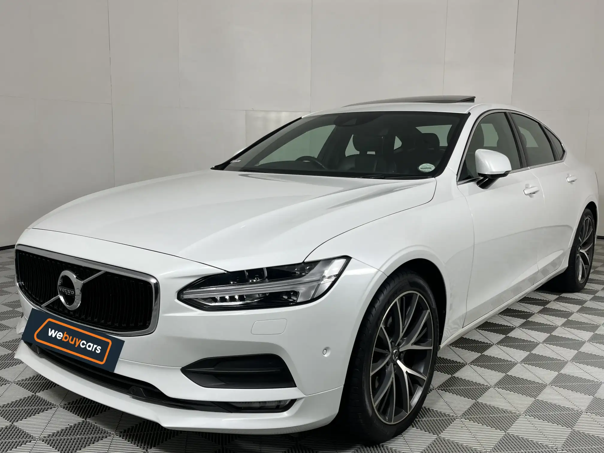 Volvo S90