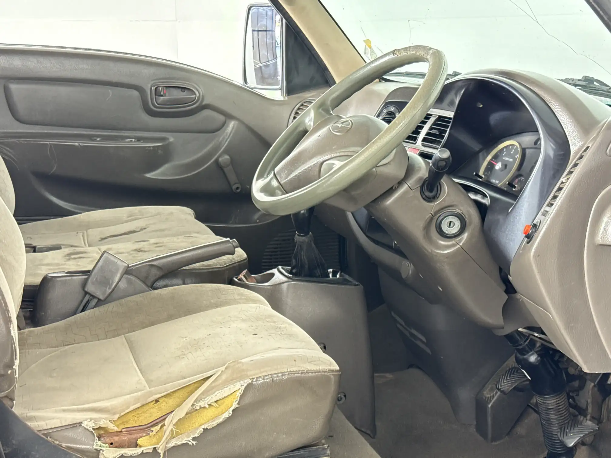 Hyundai H100