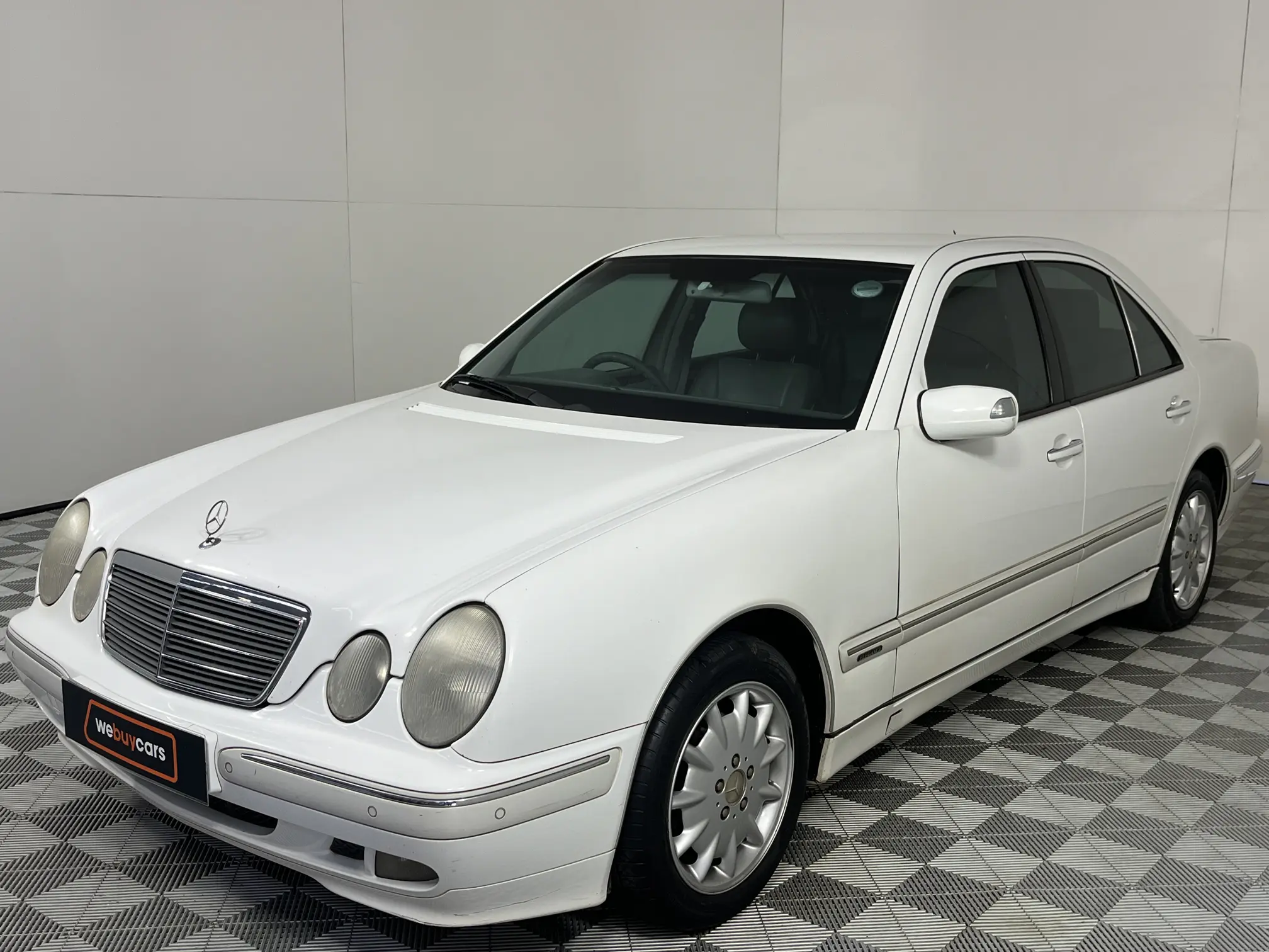 2000 Mercedes-Benz E Class Sedan E240 Elegance Auto