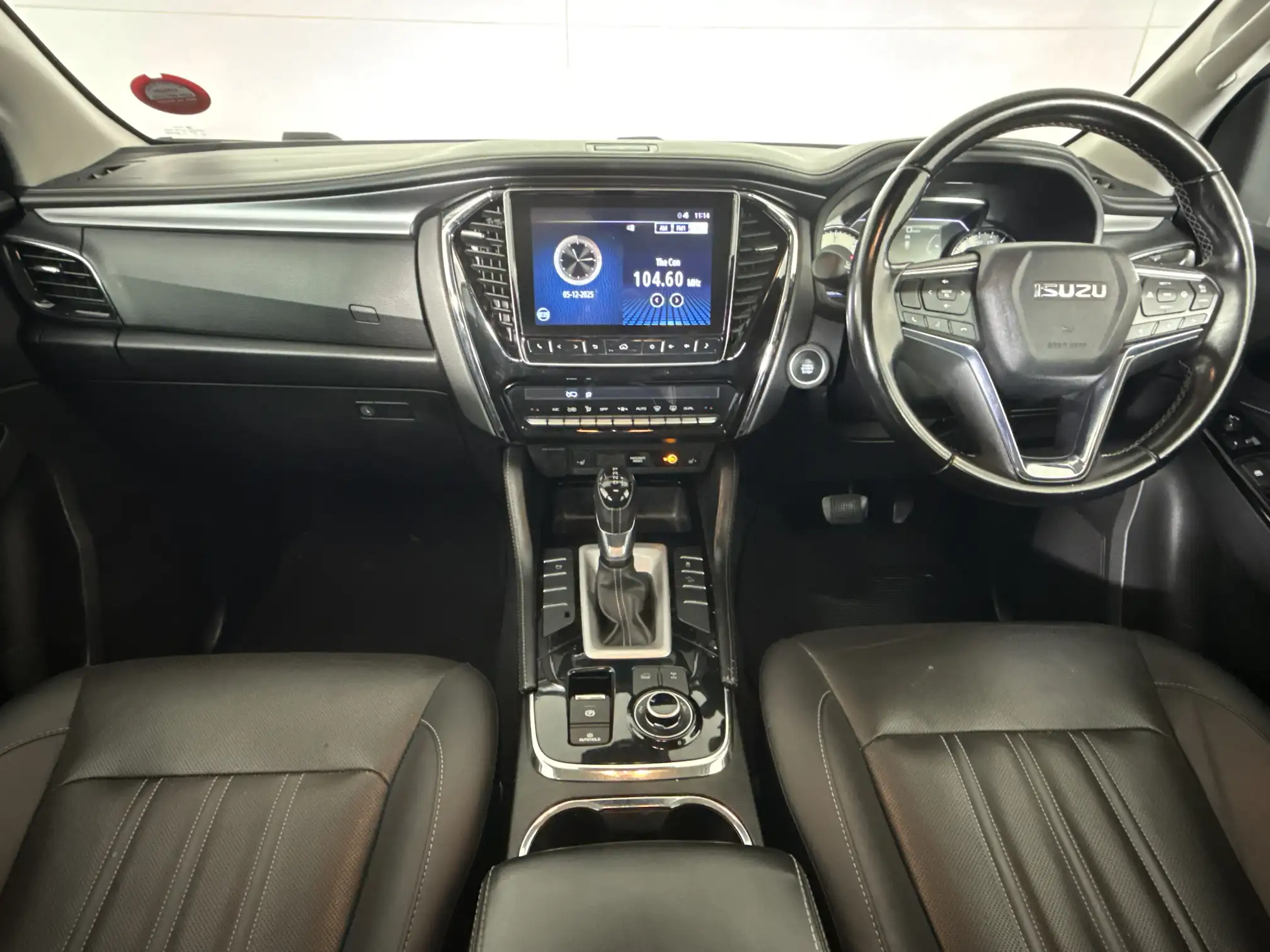 Isuzu MU-X