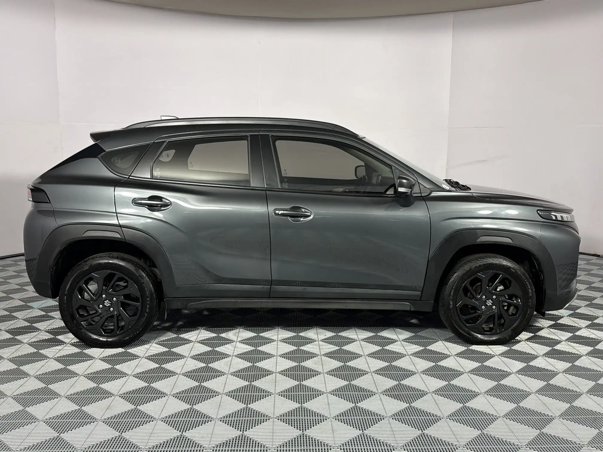Suzuki Fronx