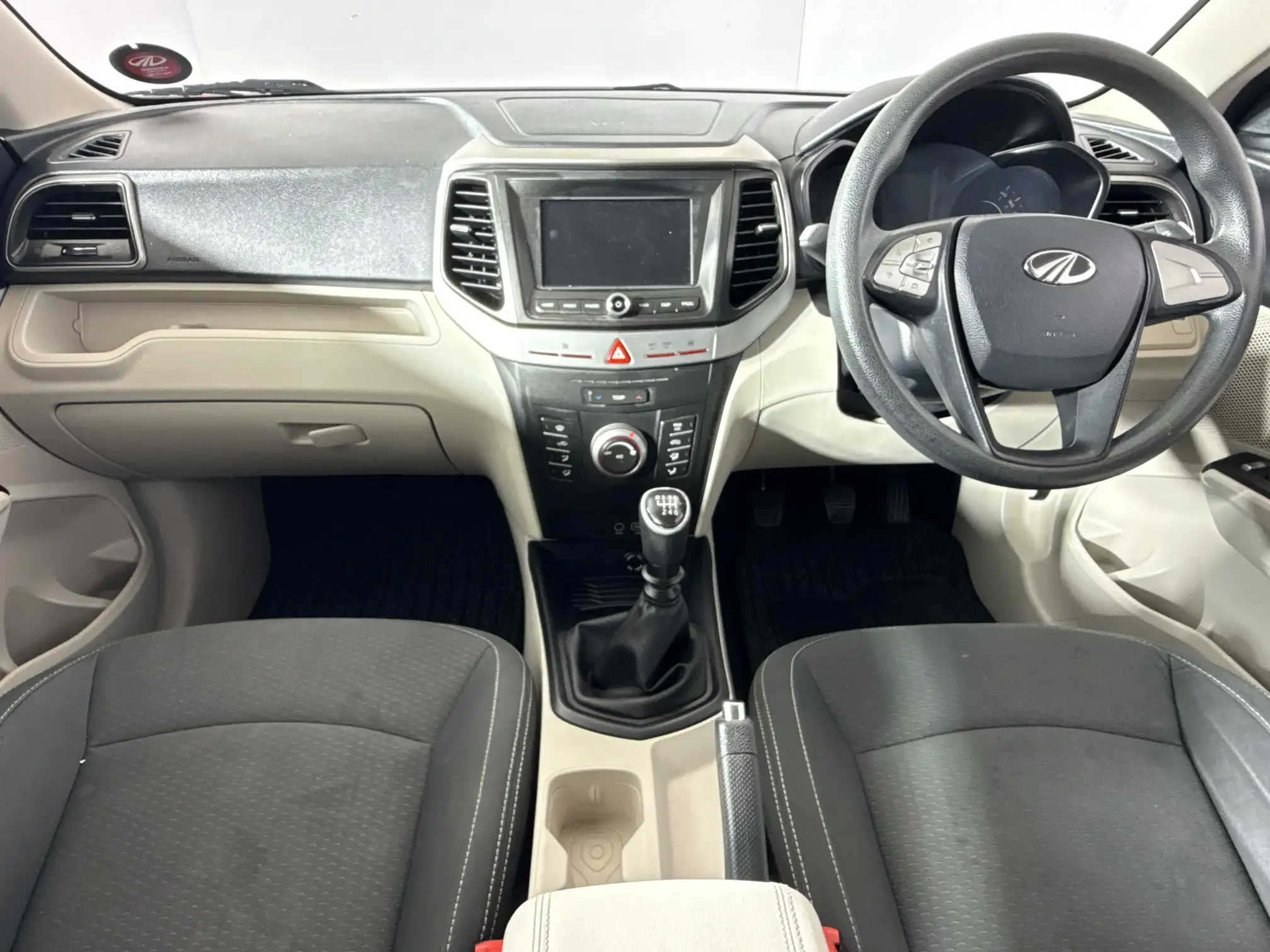 Mahindra Xuv300