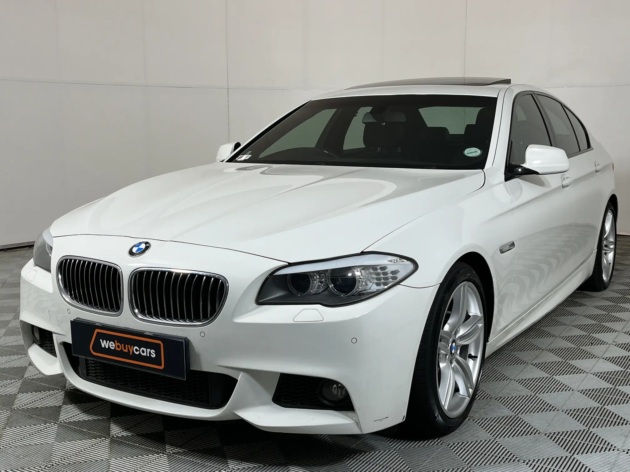 2014 BMW 5 Series 520i Auto M Sport (F10)