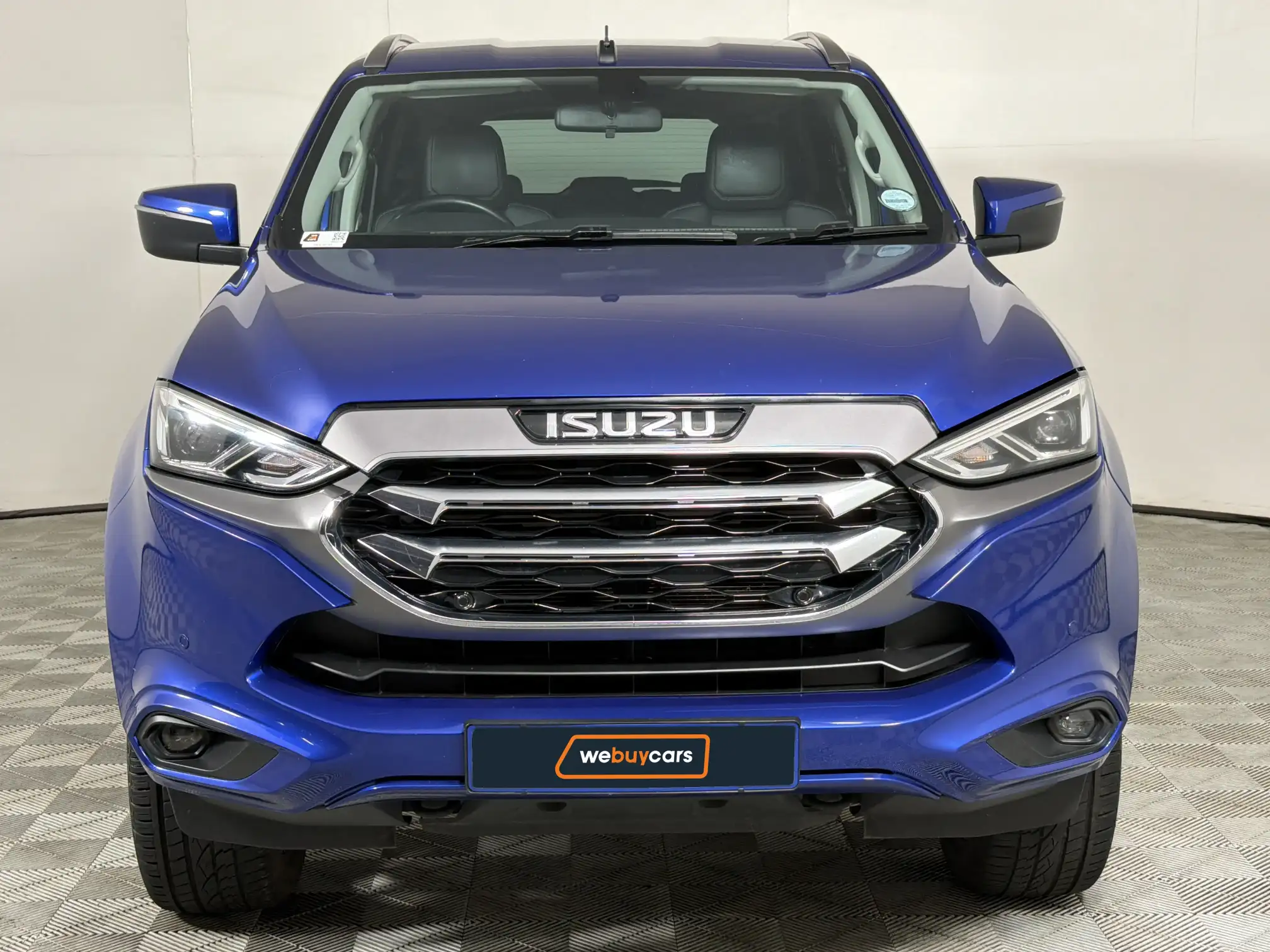 Isuzu MU-X