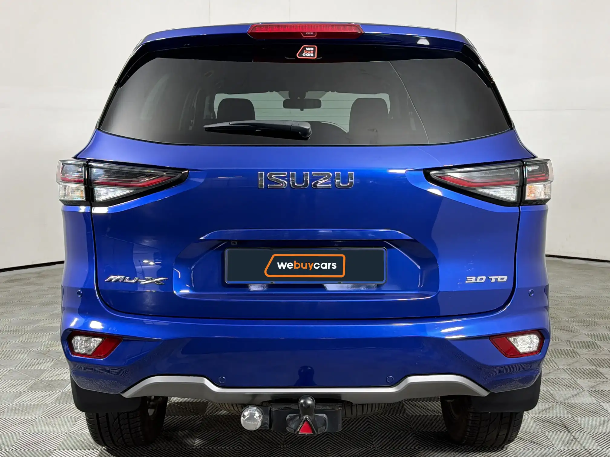 Isuzu MU-X