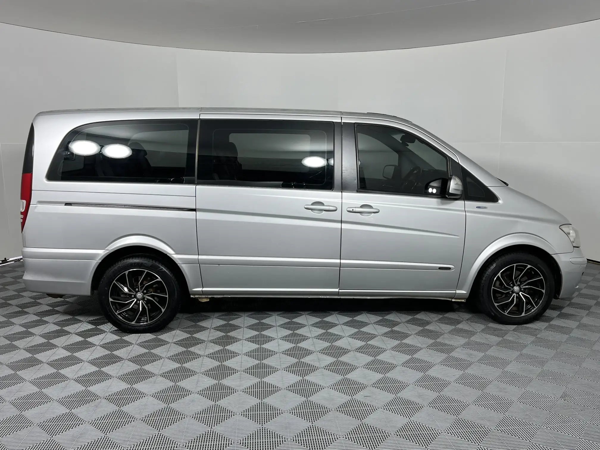 Mercedes-Benz Viano