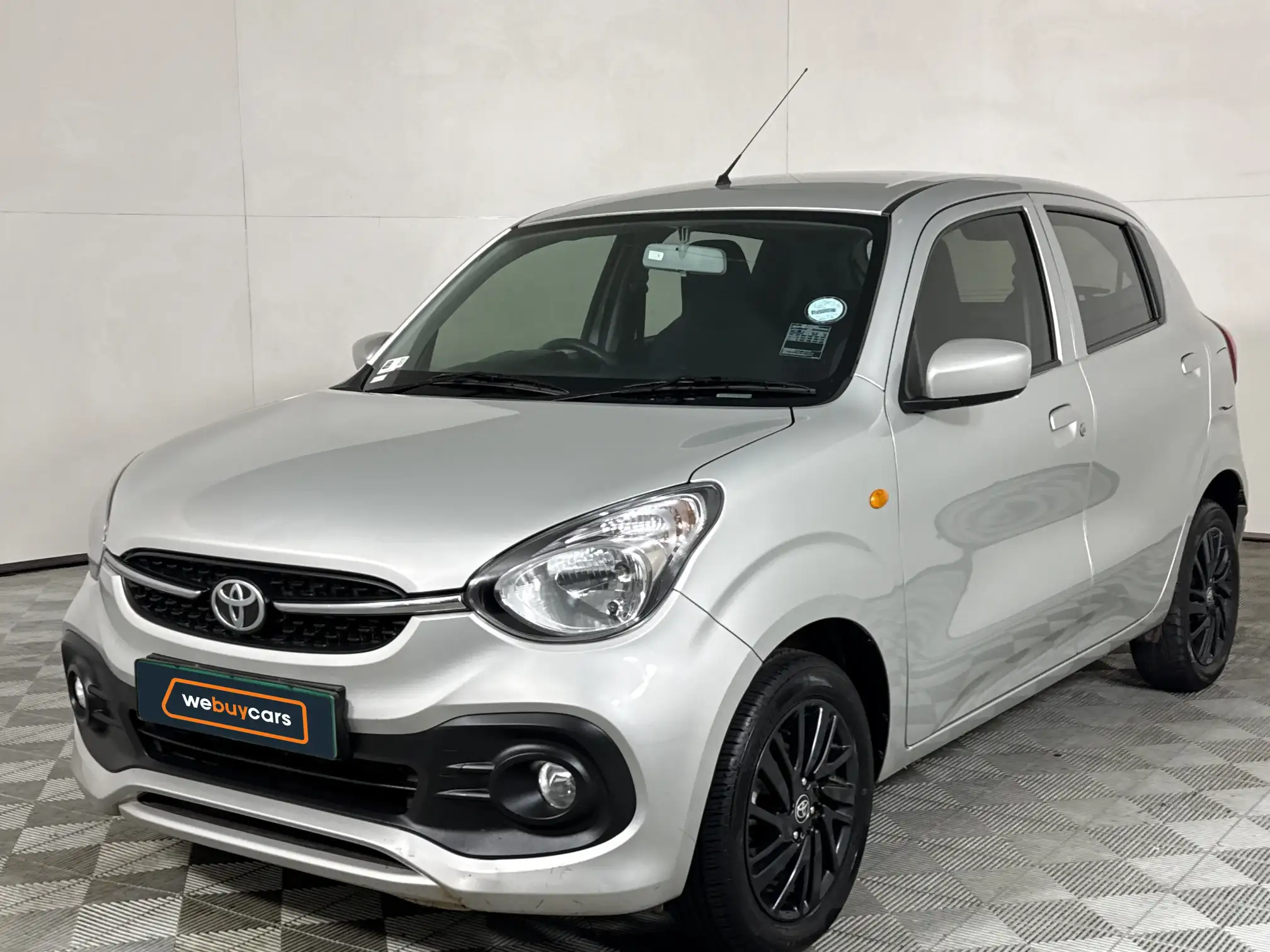 2023 Toyota Vitz
