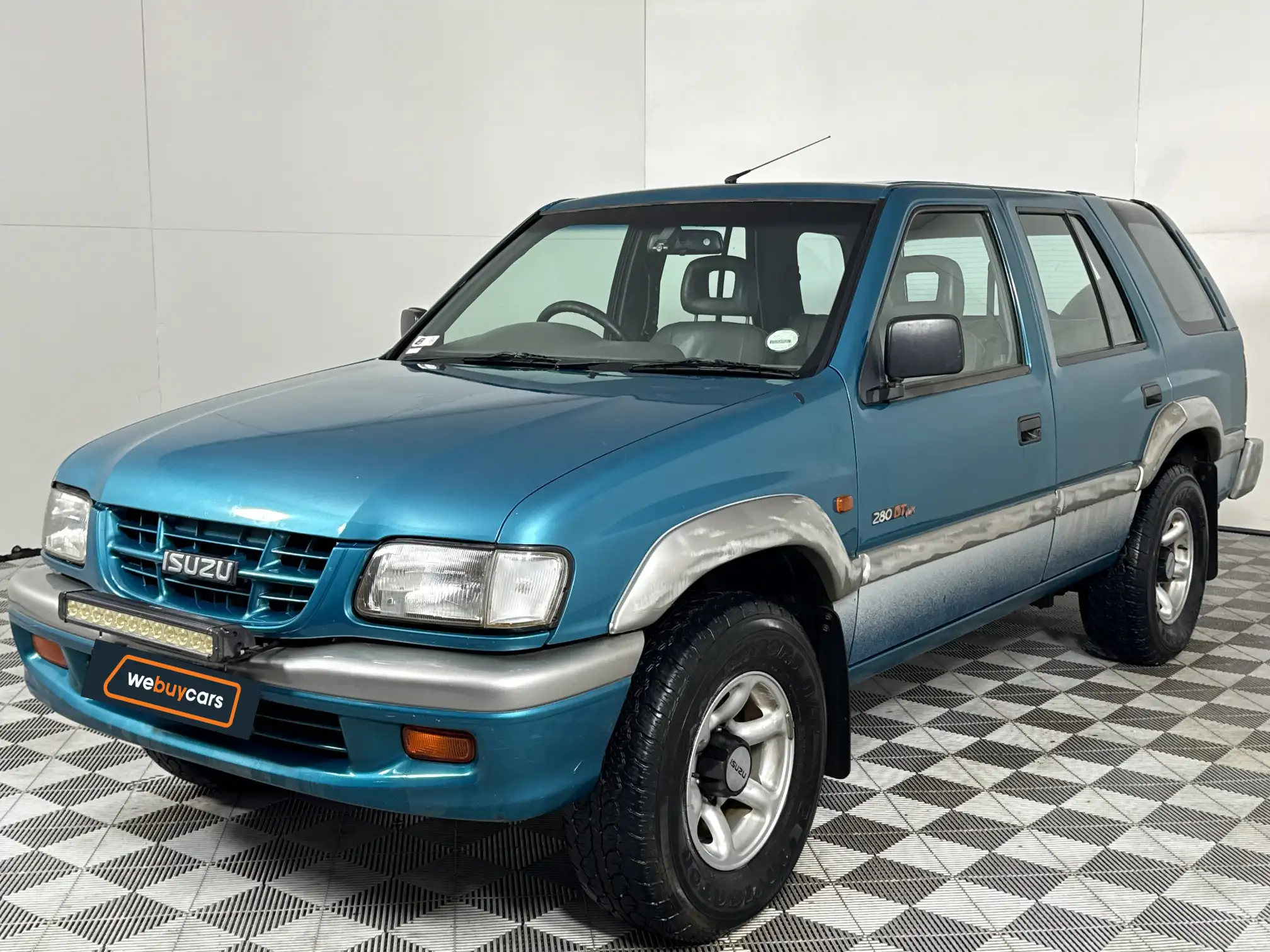 2000 Isuzu Frontier