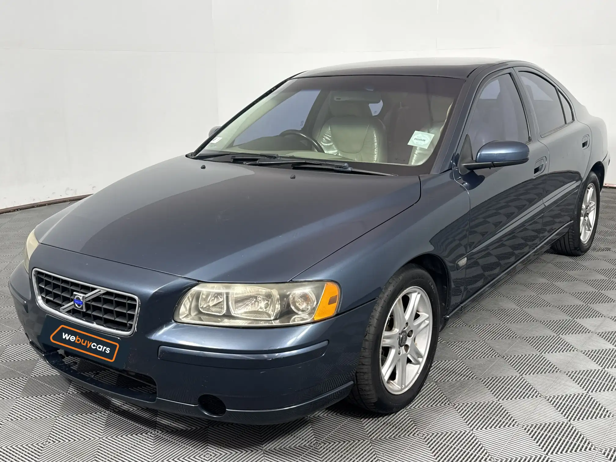 2004 Volvo S60