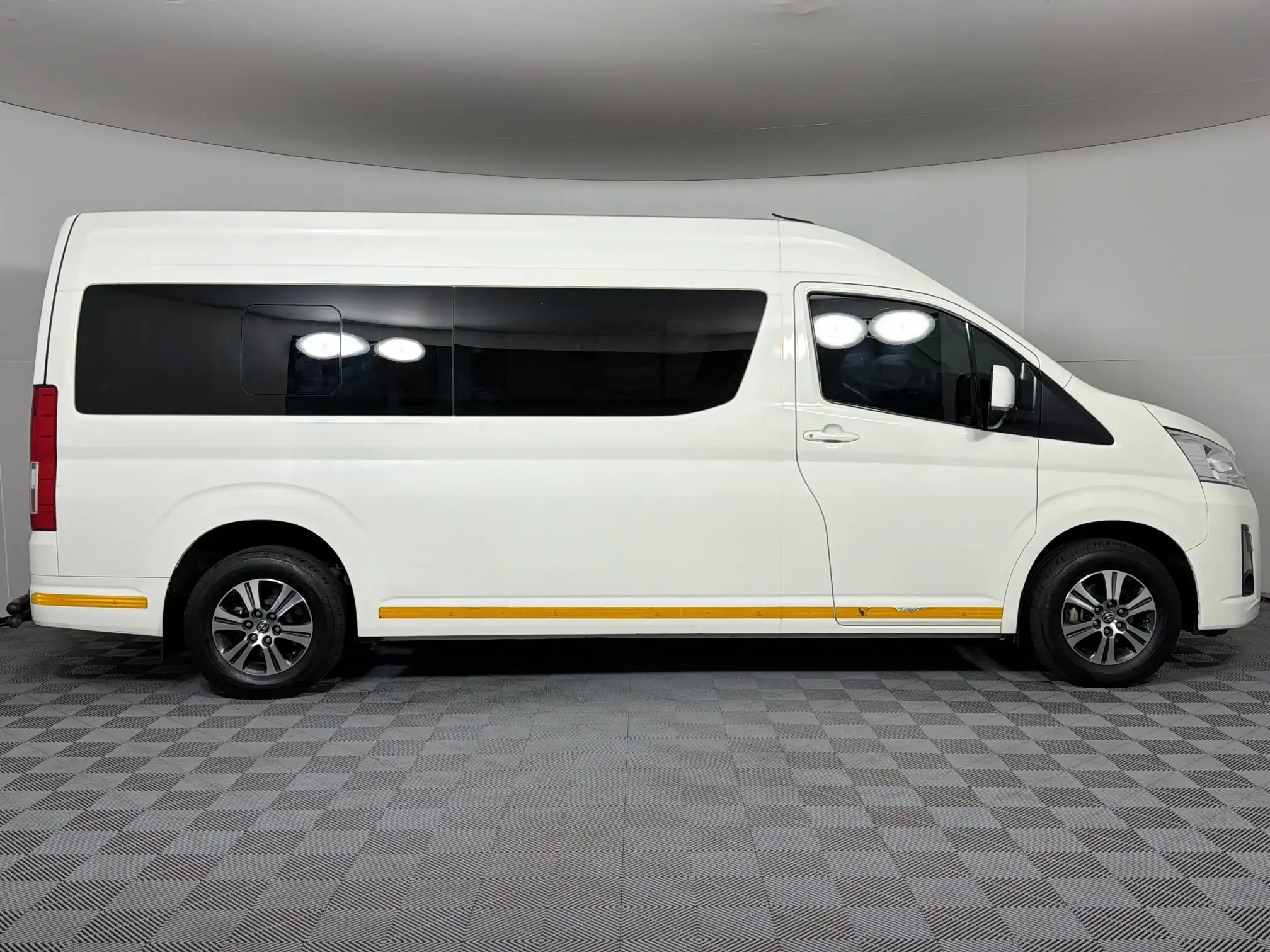 Toyota Quantum
