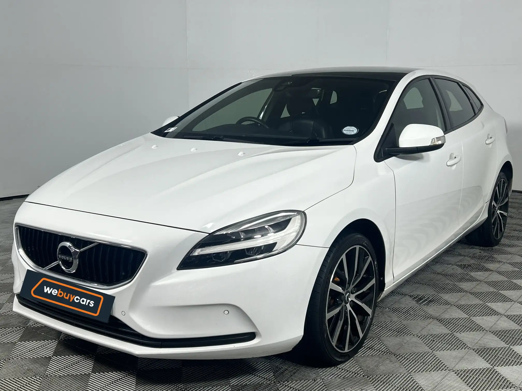 Volvo V40