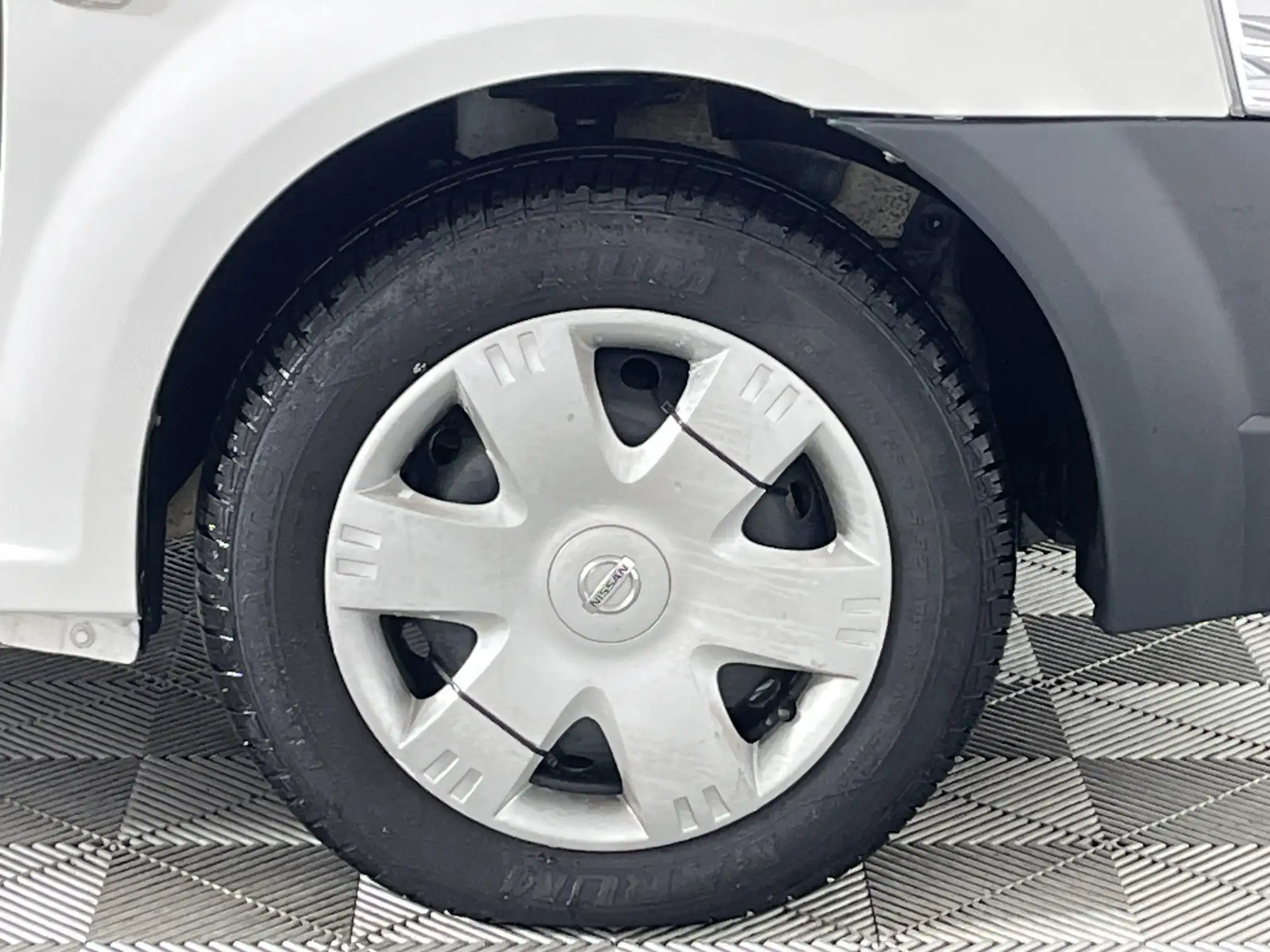 Nissan NP200