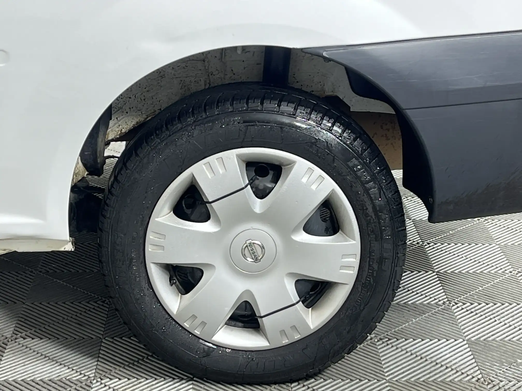 Nissan NP200