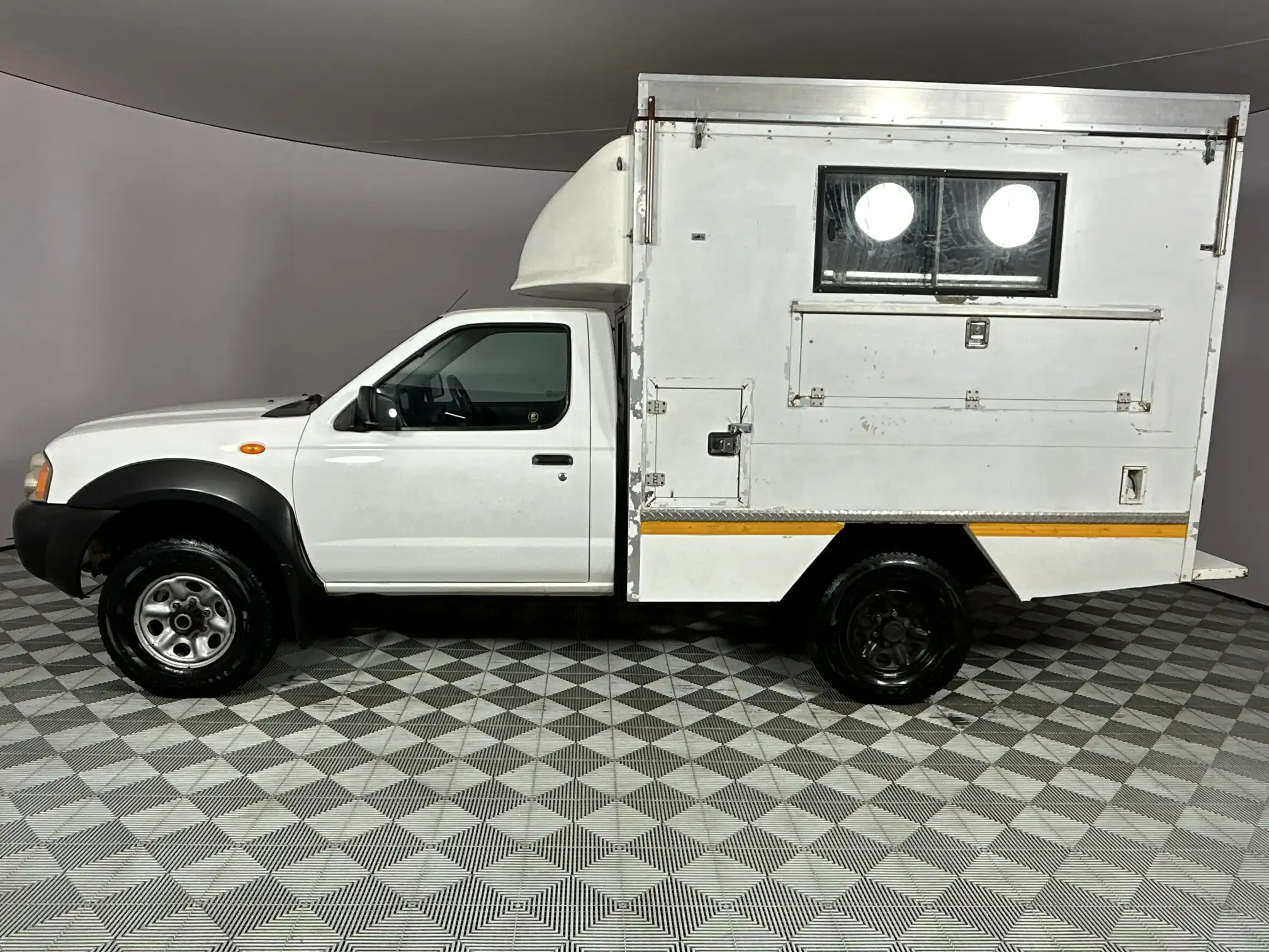 Nissan Hardbody