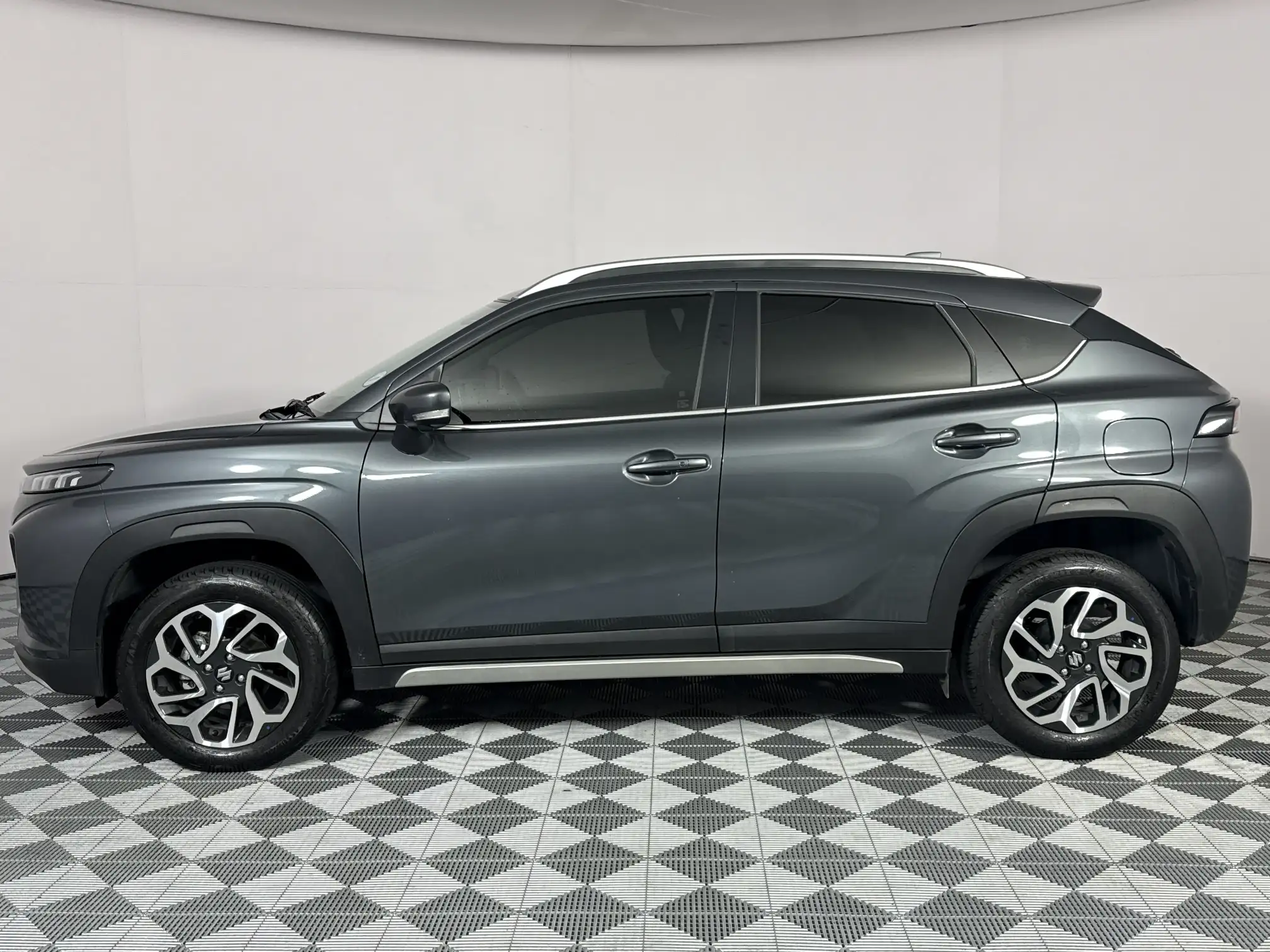 Suzuki Fronx