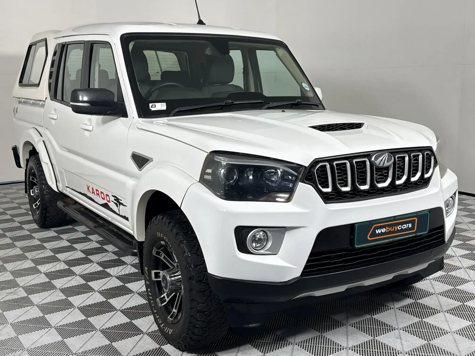 Mahindra PIK UP
