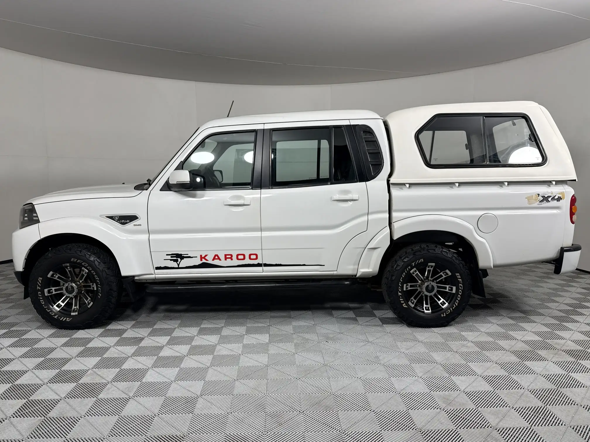Mahindra PIK UP